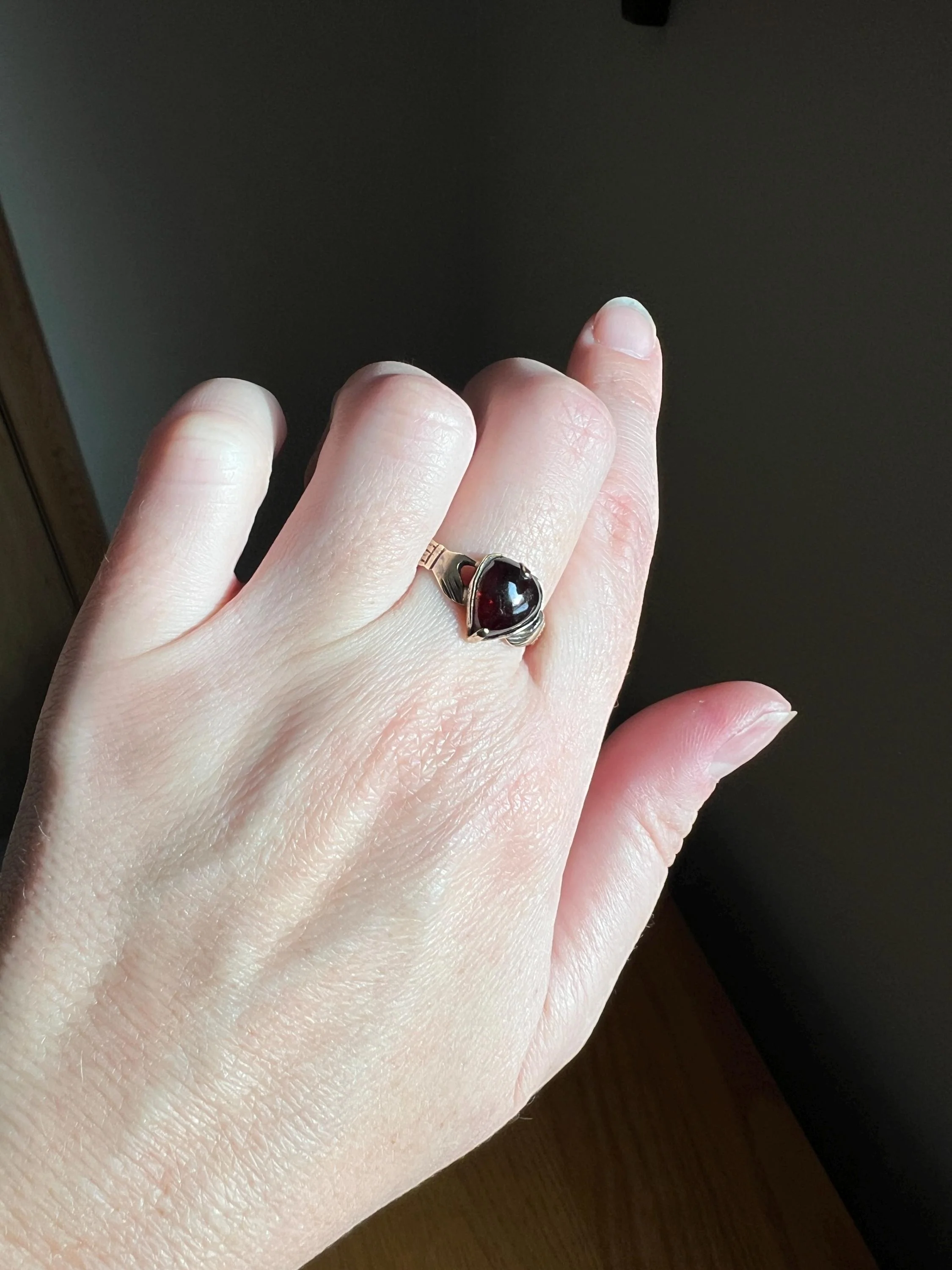 HEART Crimson GARNET Victorian Antique FEDE Hands Holding Love Ring Antique 10k Gold Glowing Figural Band - Image 8