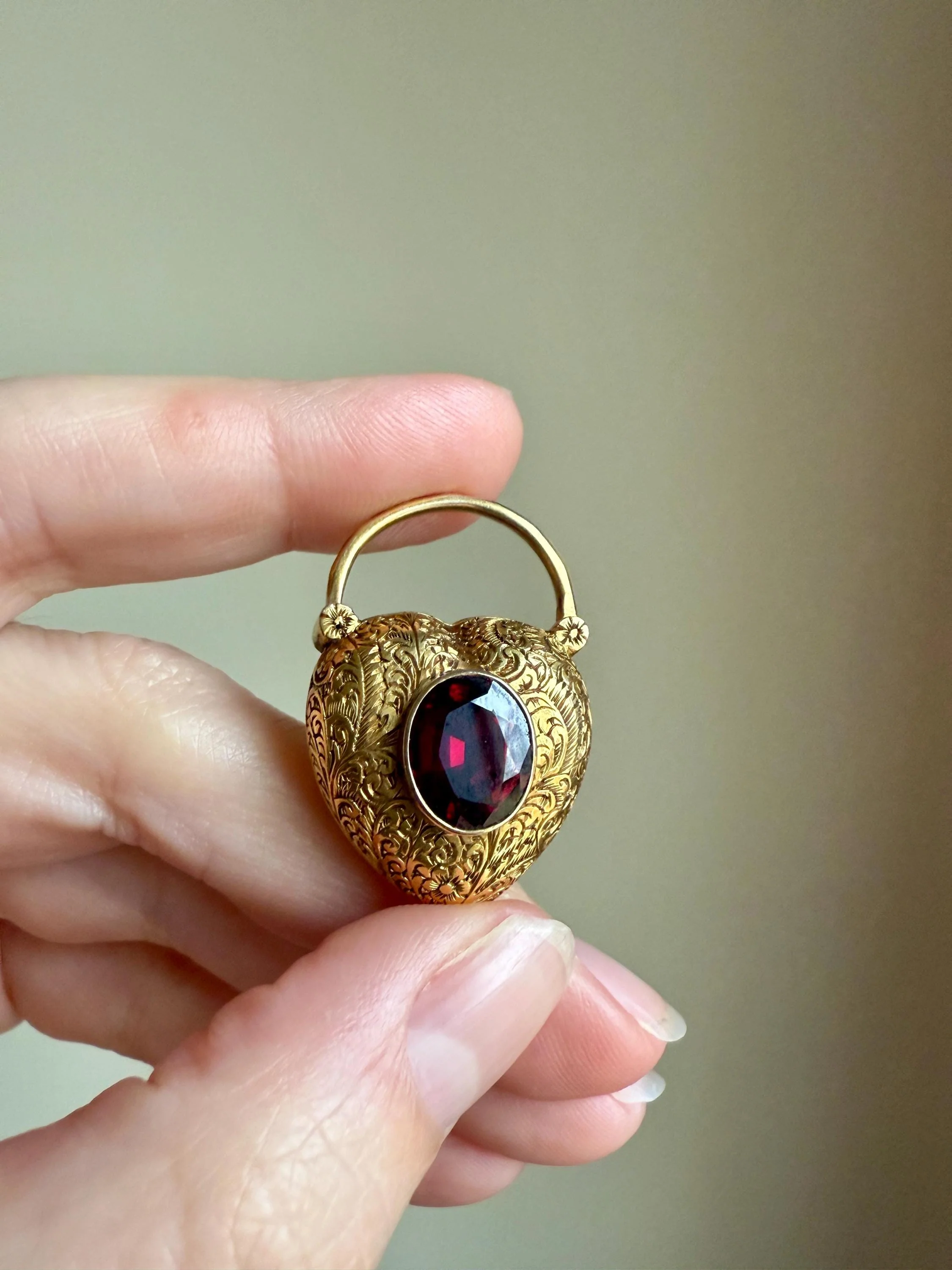 HEART Victorian PADLOCK Antique GARNET 10k Gold Solid Pendant Locket Back Figural Etched Reversible Puffy - Image 10