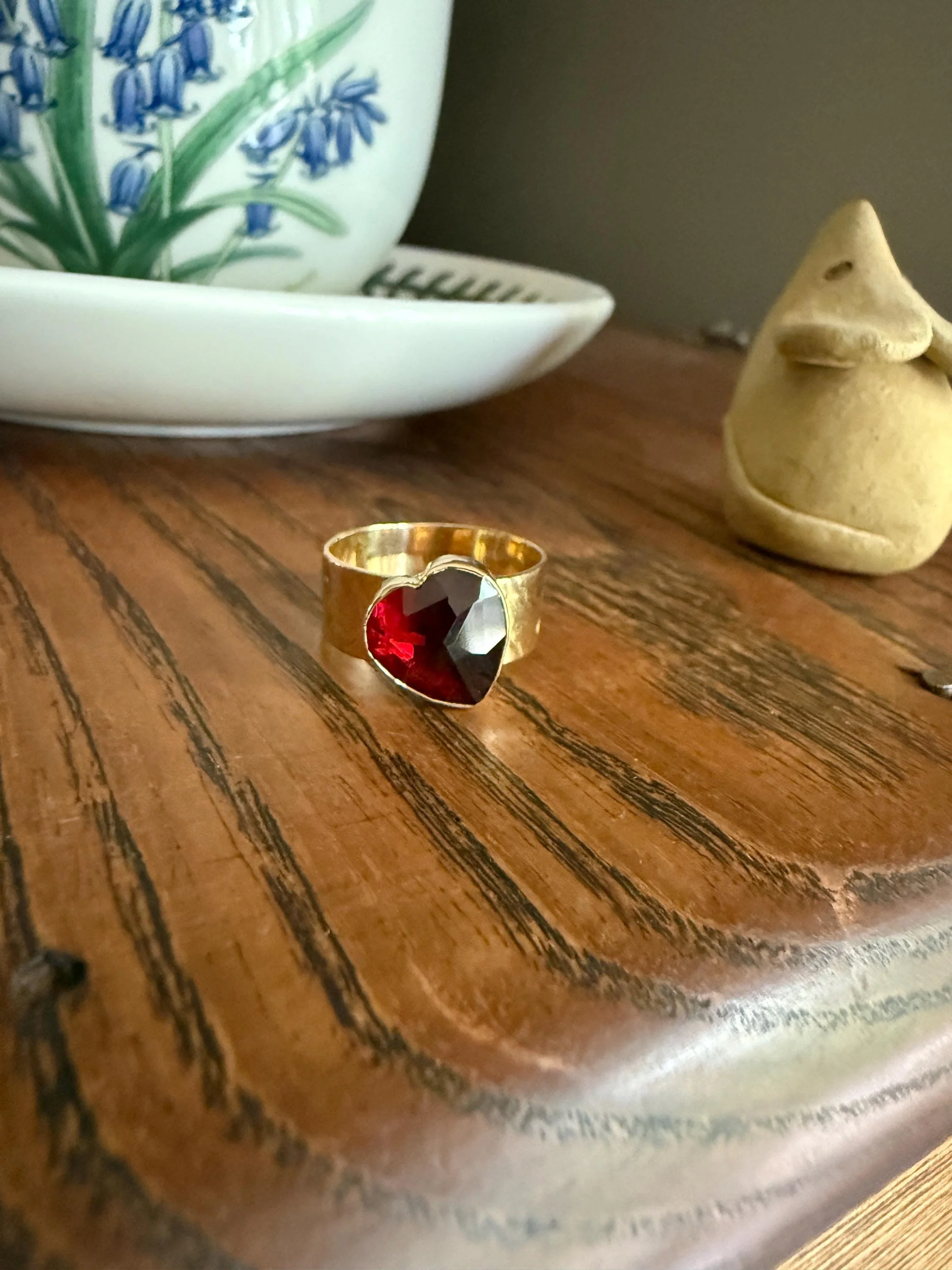 HEART Vintage Perpignan GARNET 7mm Wide Cigar Band Ring Figural Stacker Crimson Glowing Red Angled - Image 11