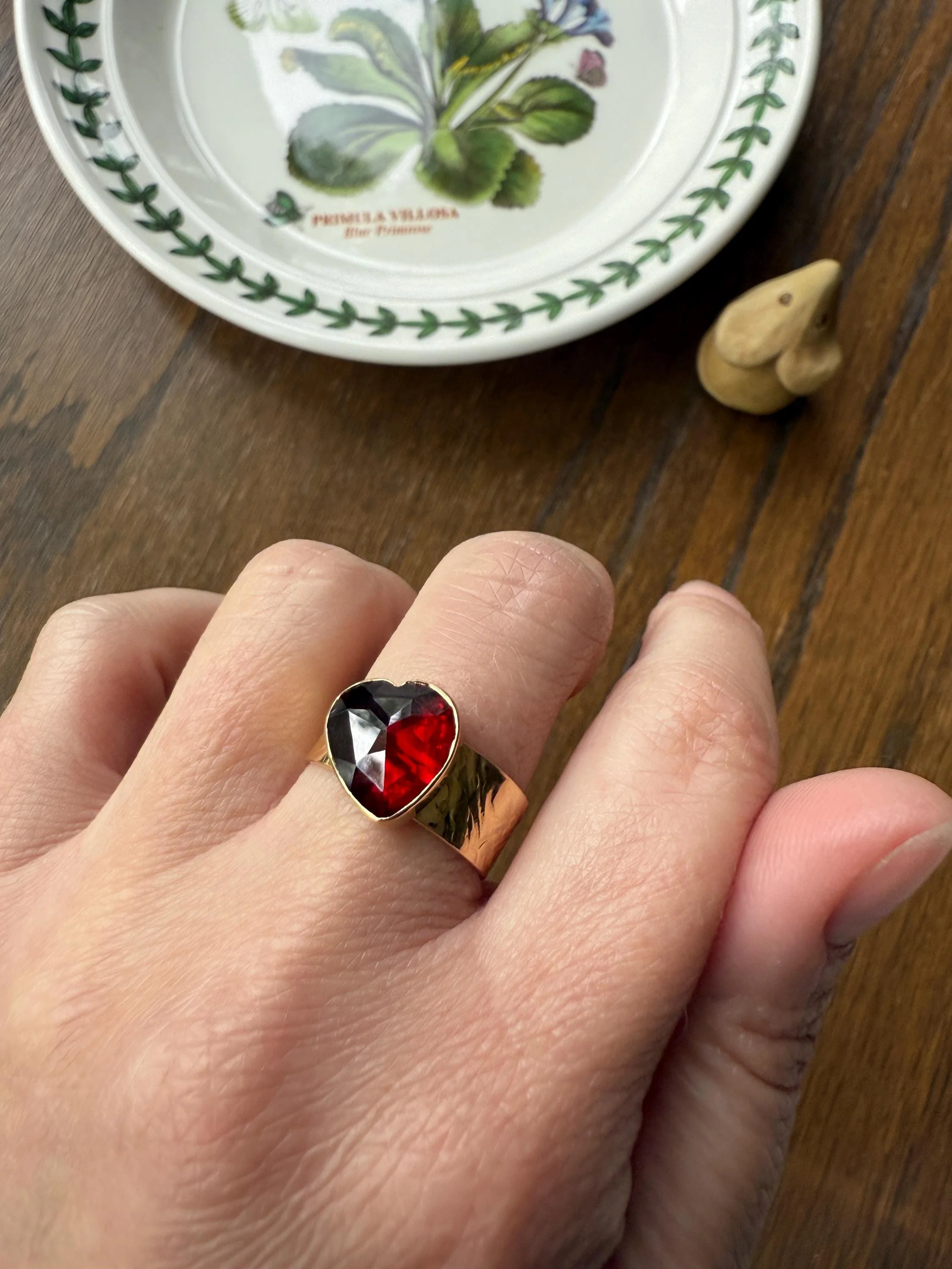HEART Vintage Perpignan GARNET 7mm Wide Cigar Band Ring Figural Stacker Crimson Glowing Red Angled - Image 3