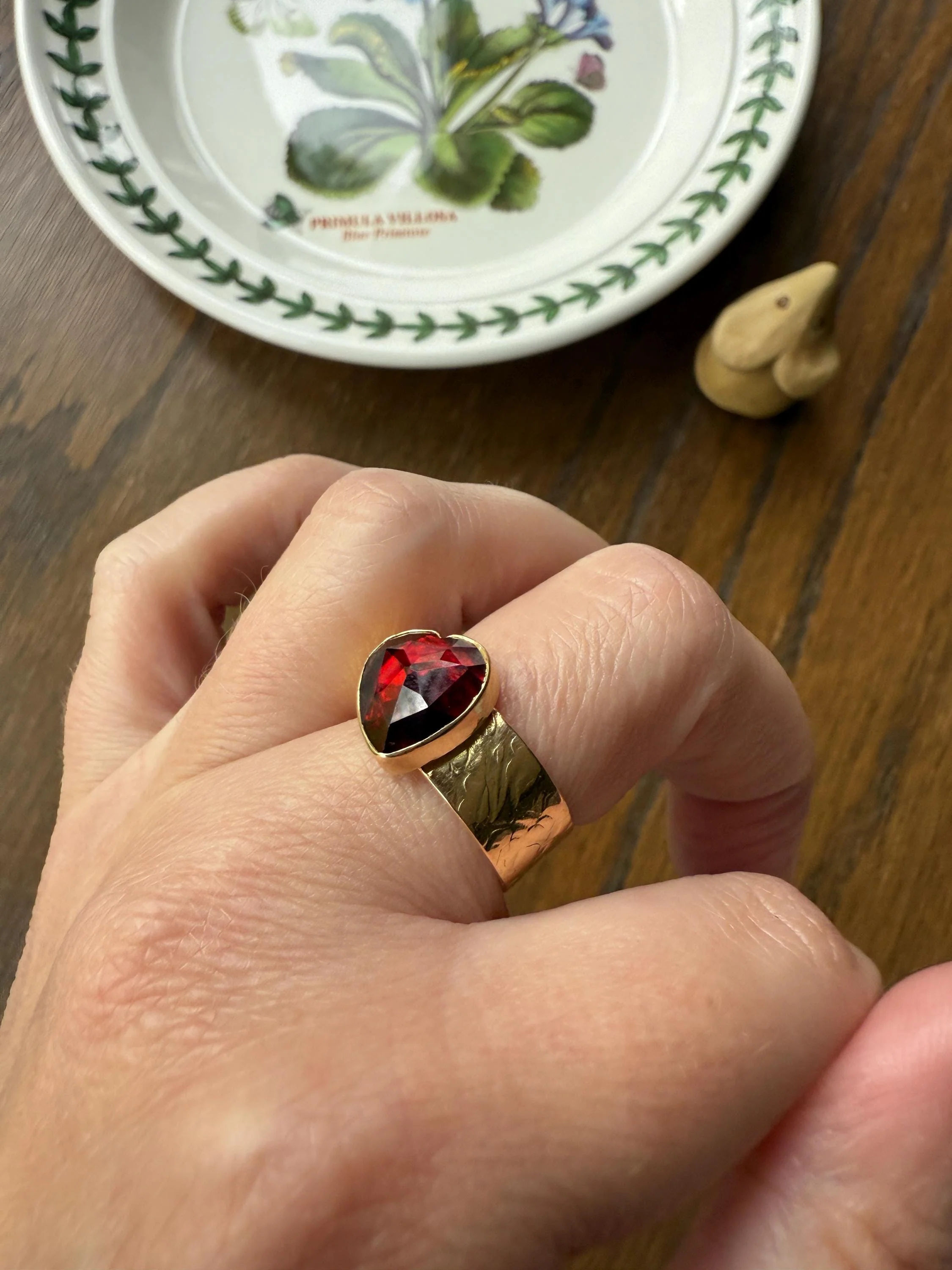 HEART Vintage Perpignan GARNET 7mm Wide Cigar Band Ring Figural Stacker Crimson Glowing Red Angled - Image 6