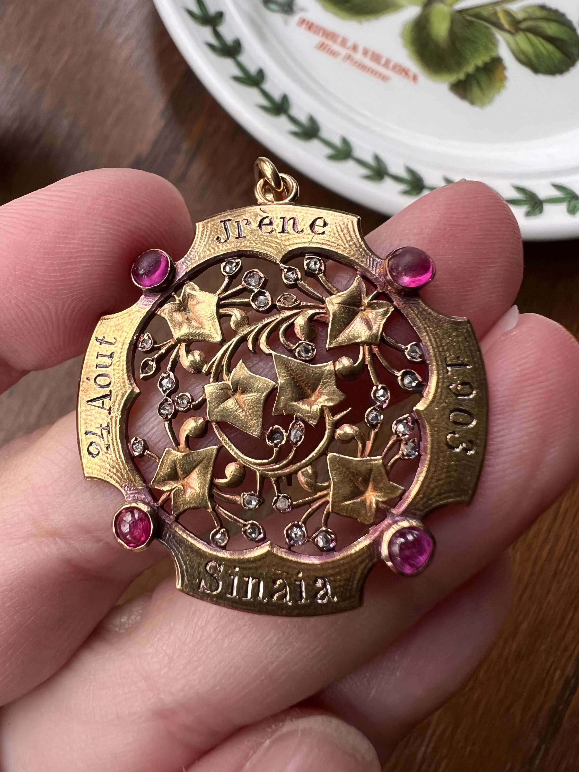 HEAVY Antique DATED 1903 IVY Rose Cut Diamond Ruby Figural Pendant Exceptional French Medallion 9g 18k Gold Solid - Image 7