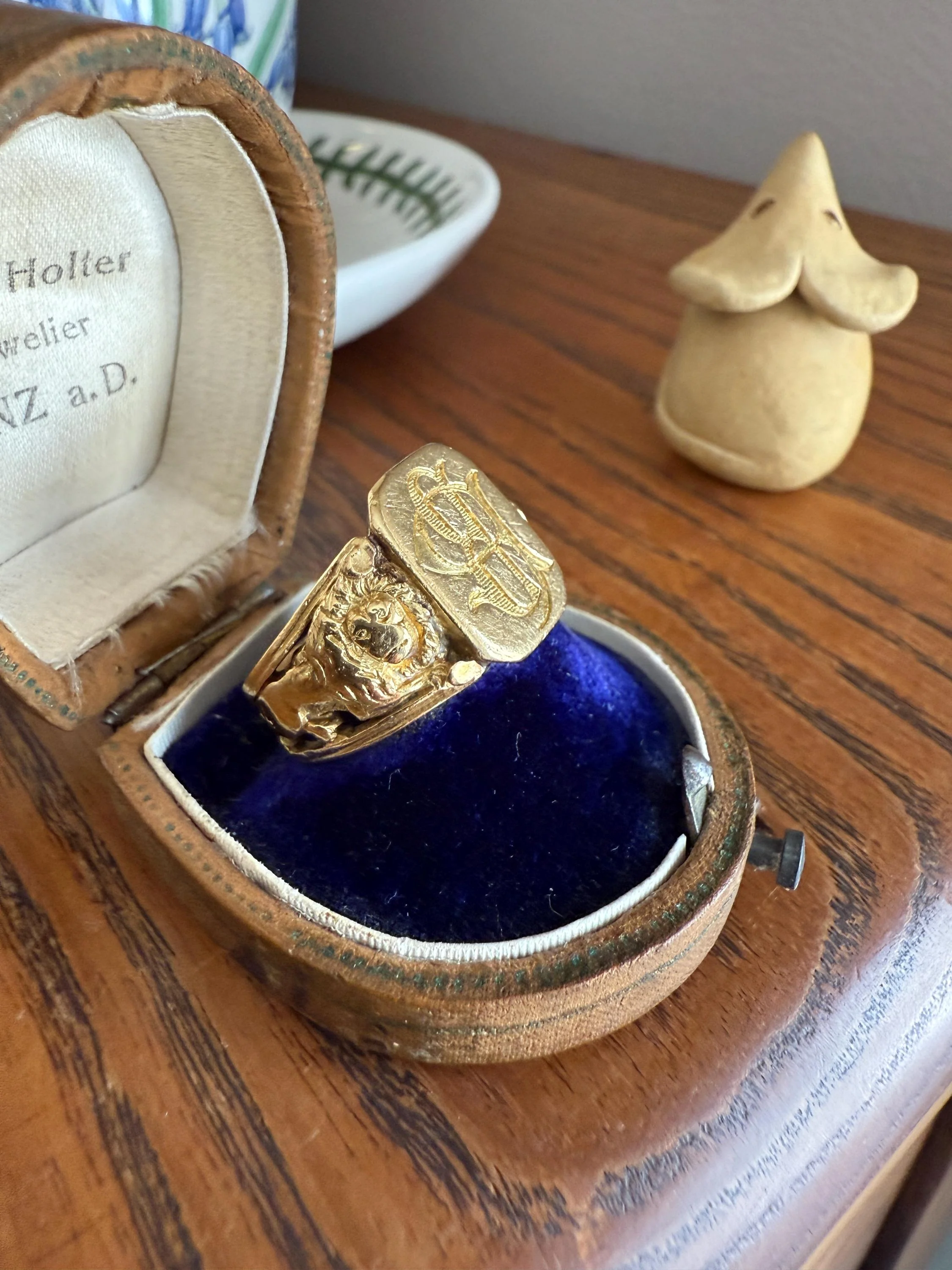 HEAVY Antique LION Chunky SIGNET 15.2g 18k Gold Solid Ring French Figural Animal Head Initial Wax Seal Pb Bp Intaglio Sturdy Band Unisex Man - Image 10
