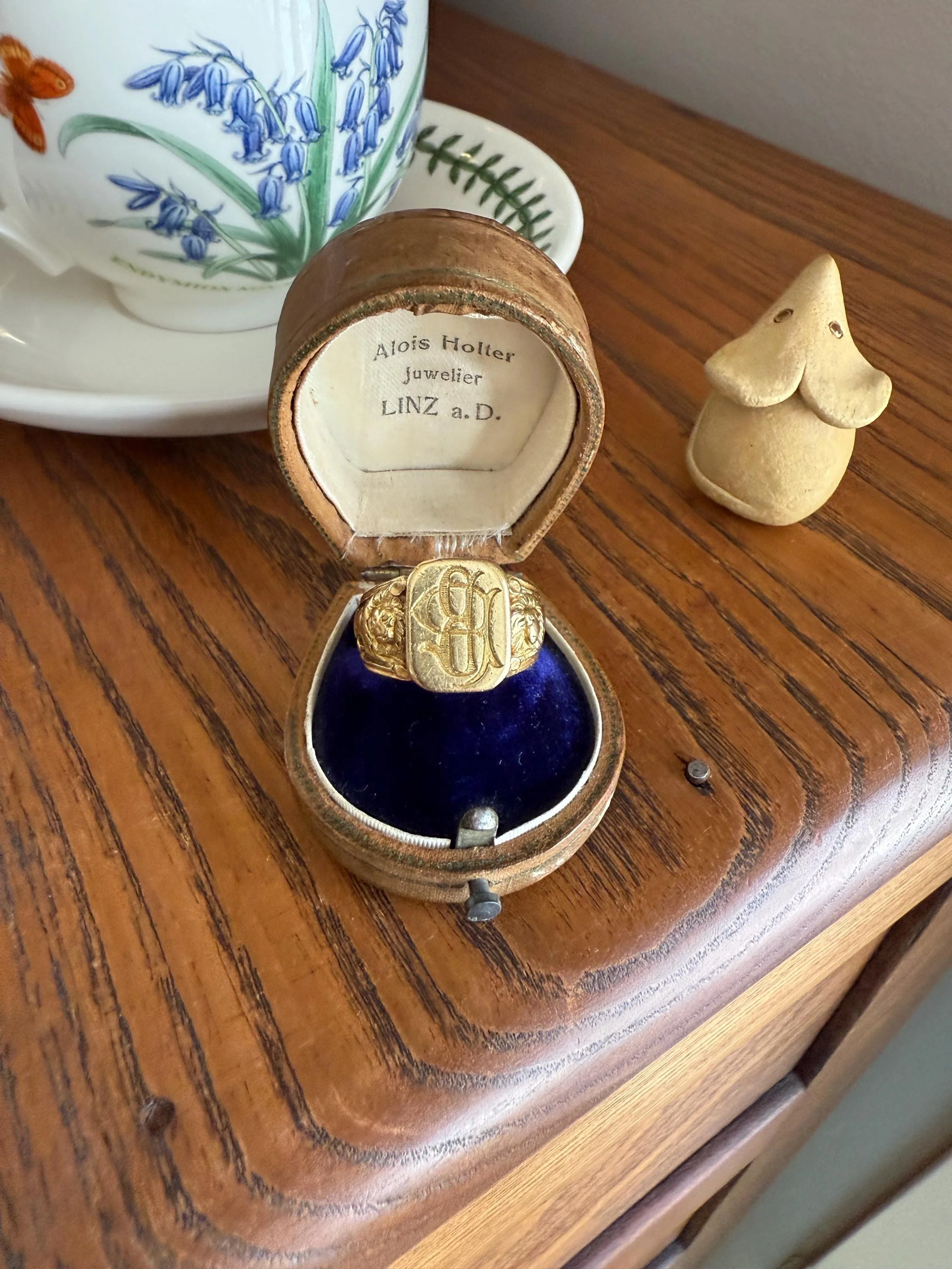 HEAVY Antique LION Chunky SIGNET 15.2g 18k Gold Solid Ring French Figural Animal Head Initial Wax Seal Pb Bp Intaglio Sturdy Band Unisex Man - Image 14
