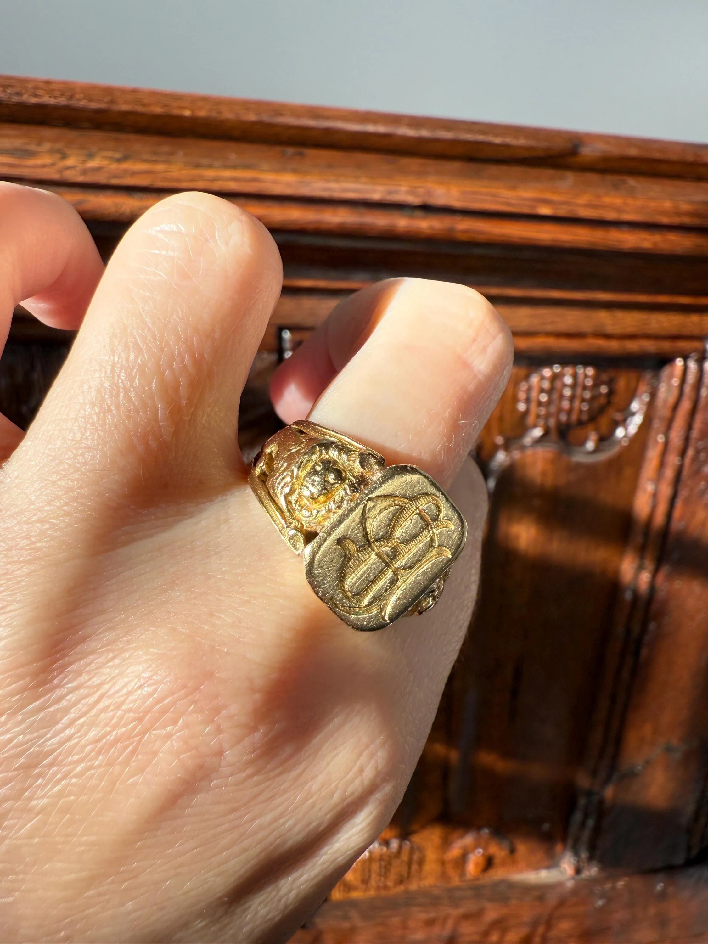 HEAVY Antique LION Chunky SIGNET 15.2g 18k Gold Solid Ring French Figural Animal Head Initial Wax Seal Pb Bp Intaglio Sturdy Band Unisex Man - Image 7