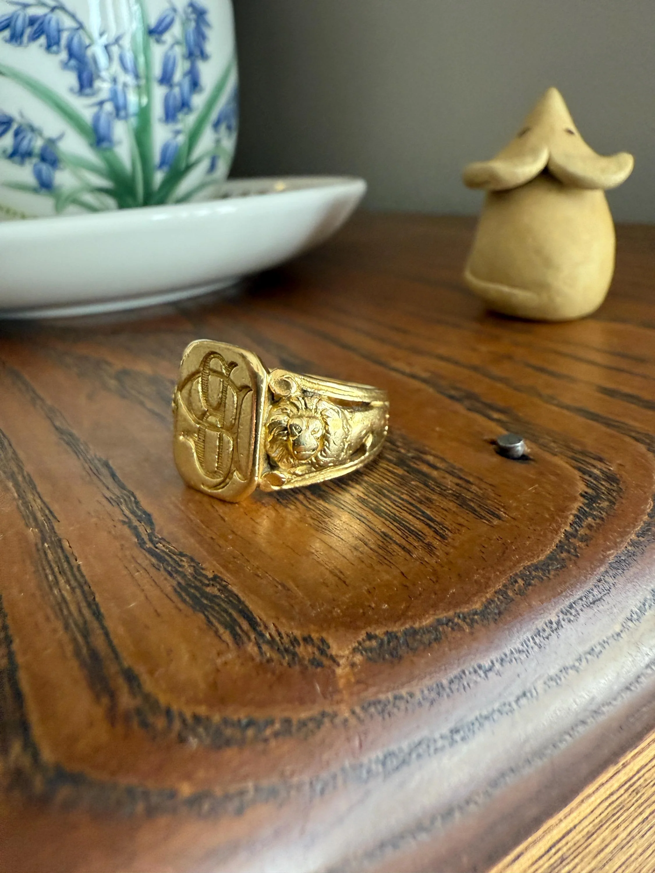 HEAVY Antique LION Chunky SIGNET 15.2g 18k Gold Solid Ring French Figural Animal Head Initial Wax Seal Pb Bp Intaglio Sturdy Band Unisex Man - Image 9
