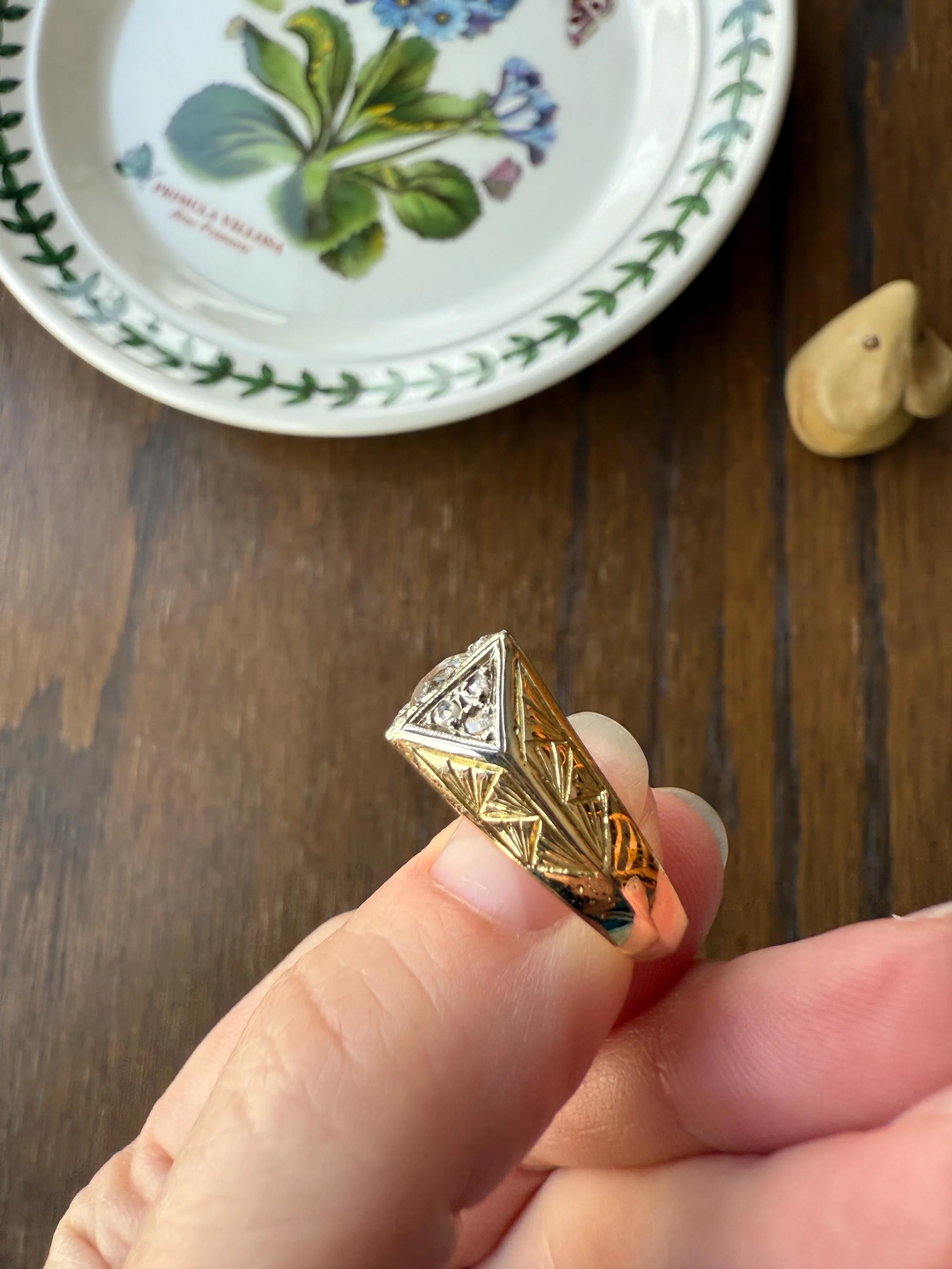HEAVY French Antique 2 CARATS Old Mine Cut DIAMOND Chunky Tank Ring 14.6g 18k Gold Engraved Flared Geometric Rectangular Art Deco Omc - Image 10