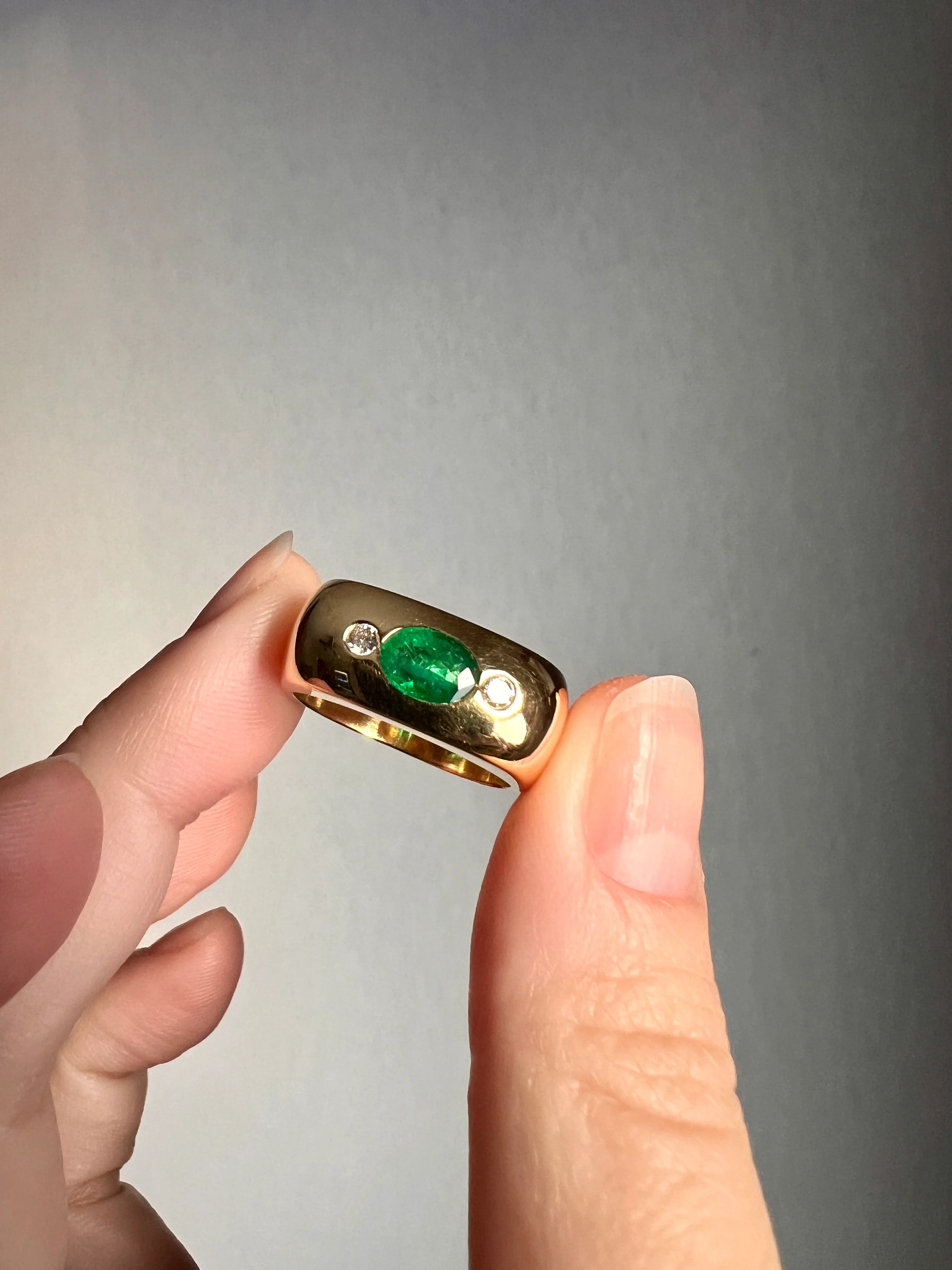 HEAVY Green EMERALD Diamond Vintage Three Stone Gypsy Ring French 18k Gold Chunky Wide Square Band Natural Unisex - Image 18