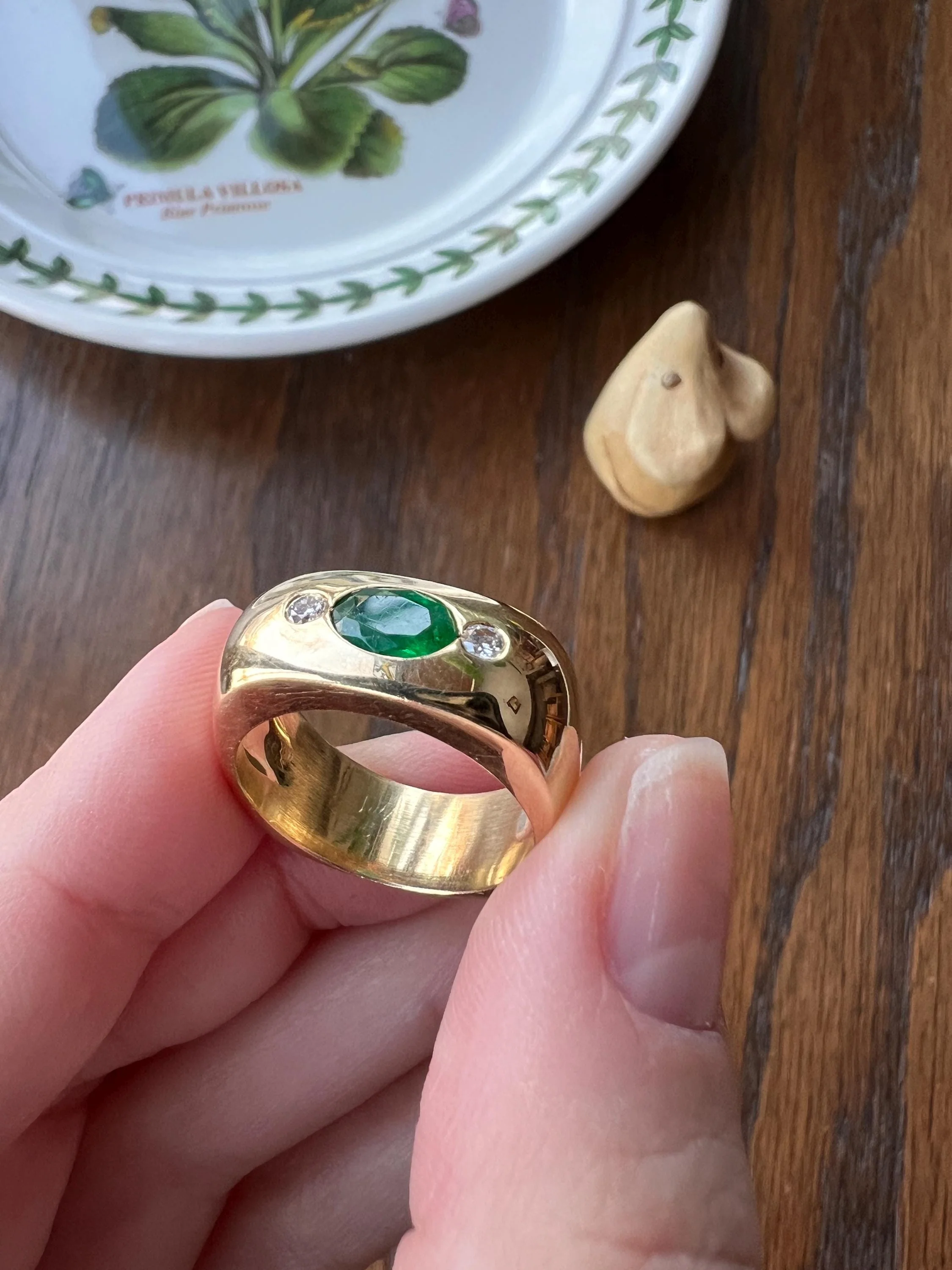 HEAVY Green EMERALD Diamond Vintage Three Stone Gypsy Ring French 18k Gold Chunky Wide Square Band Natural Unisex - Image 7