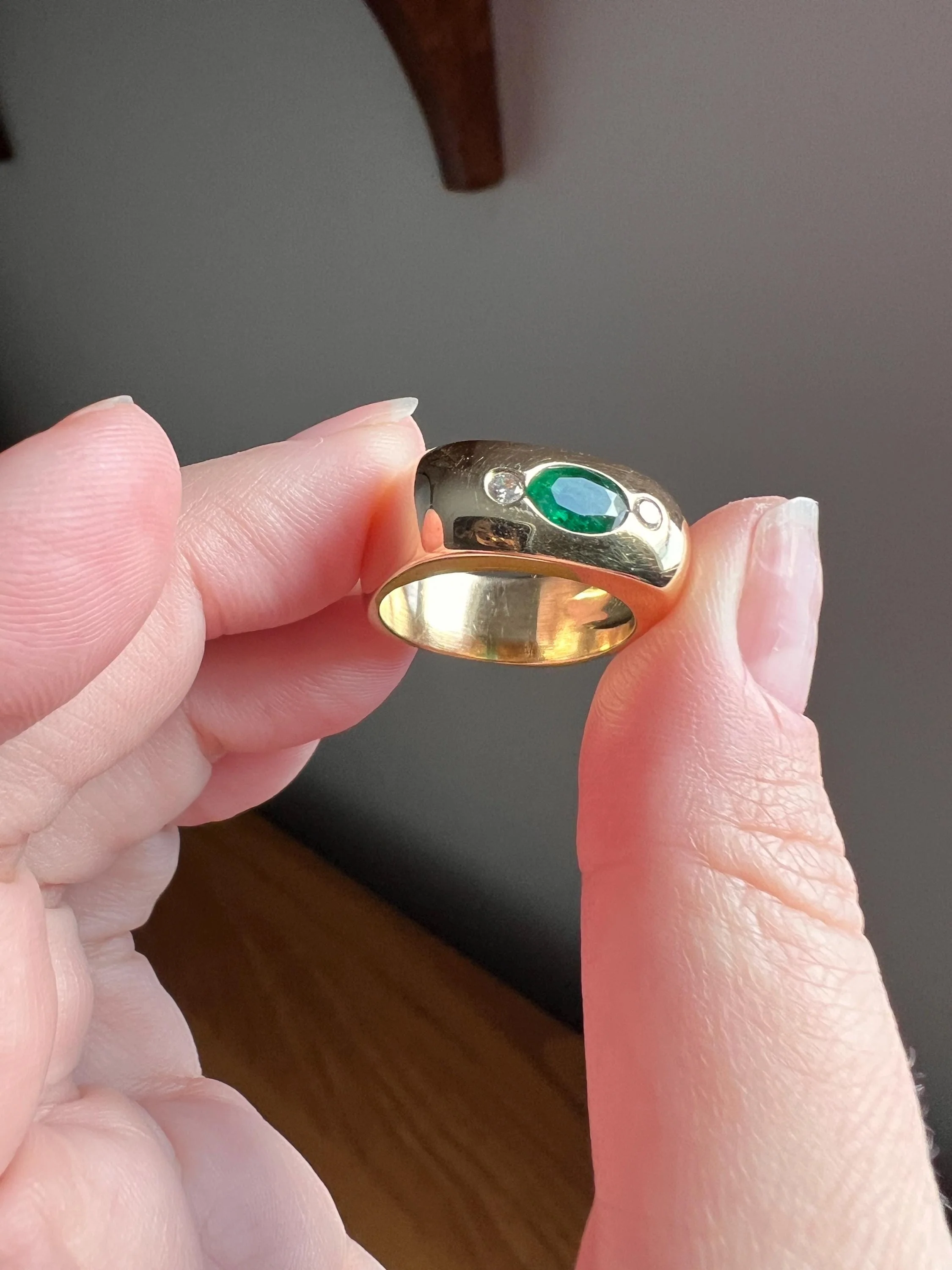 HEAVY Green EMERALD Diamond Vintage Three Stone Gypsy Ring French 18k Gold Chunky Wide Square Band Natural Unisex - Image 8
