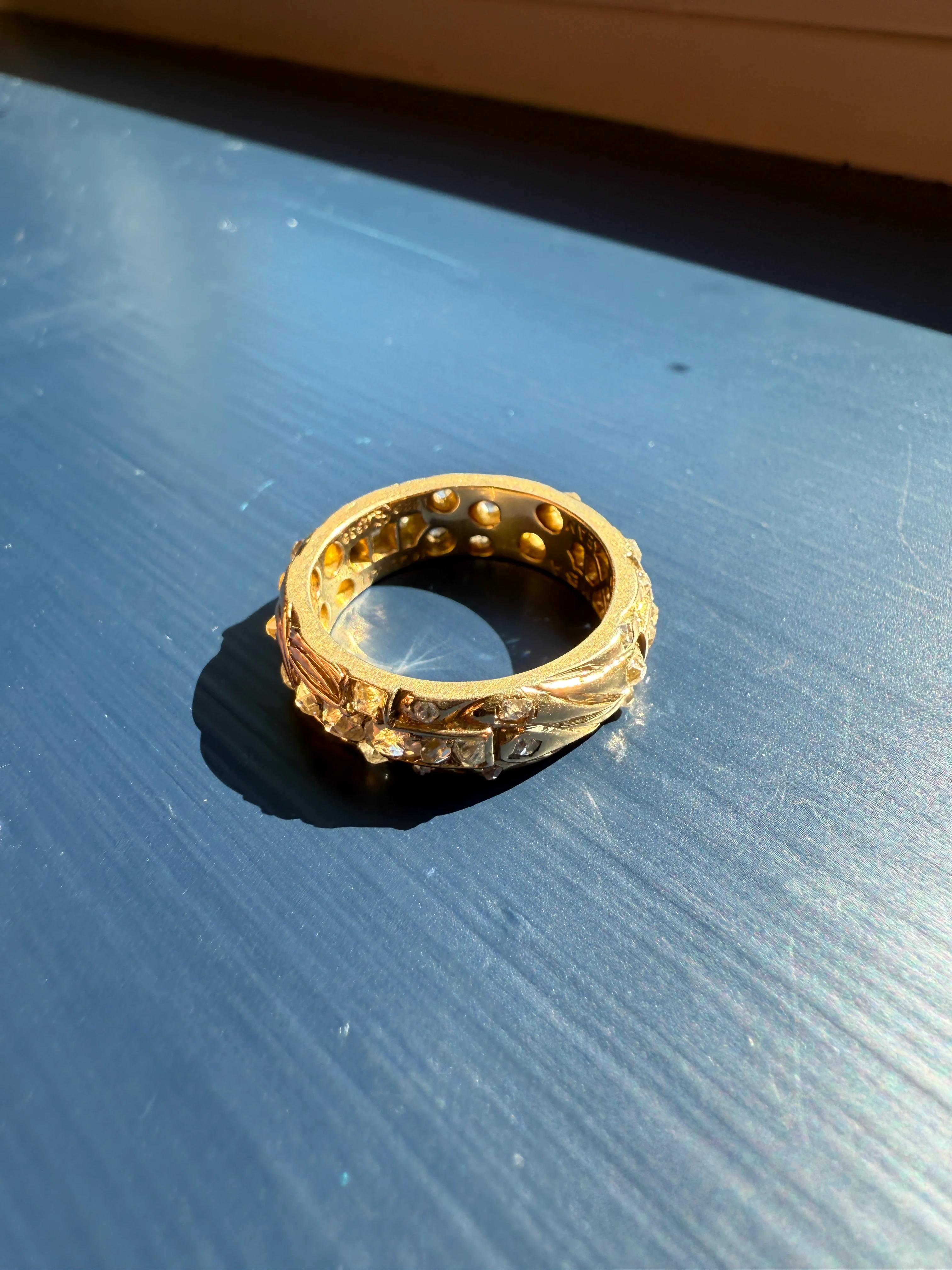 HEAVY One of a Kind Chunky Elongated 1.5ctw Old Mine Cut DIAMOND Encrusted Eternity Band French c1939 Ring 9.6g 18k Gold Anniversary? Dated - Image 28