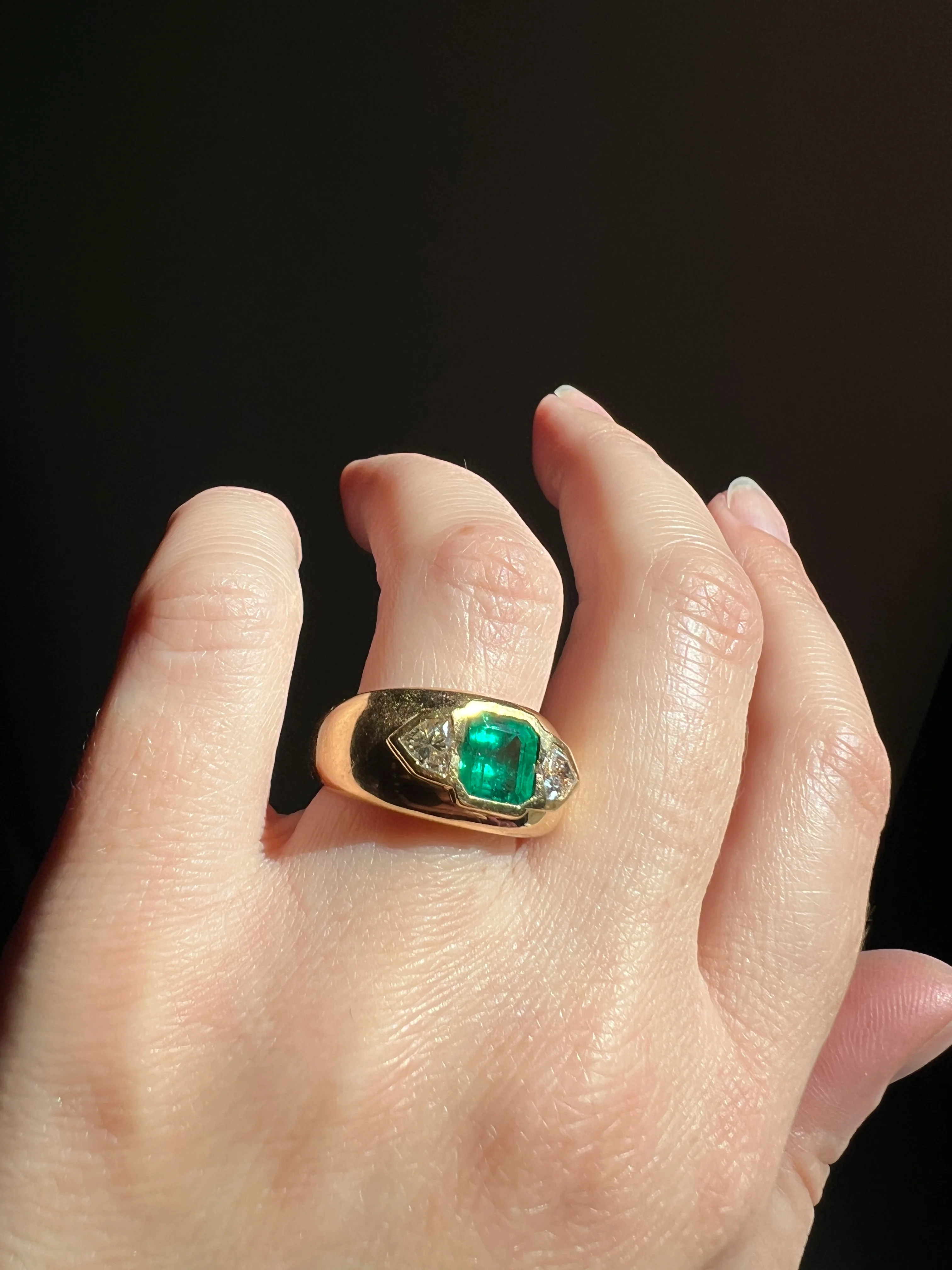 HEXAGON SHIELD Diamond Green EMERALD Chunky Vintage Three Stone Gypsy Ring French 18k Gold Wide Band Natural Heavy - Image 23