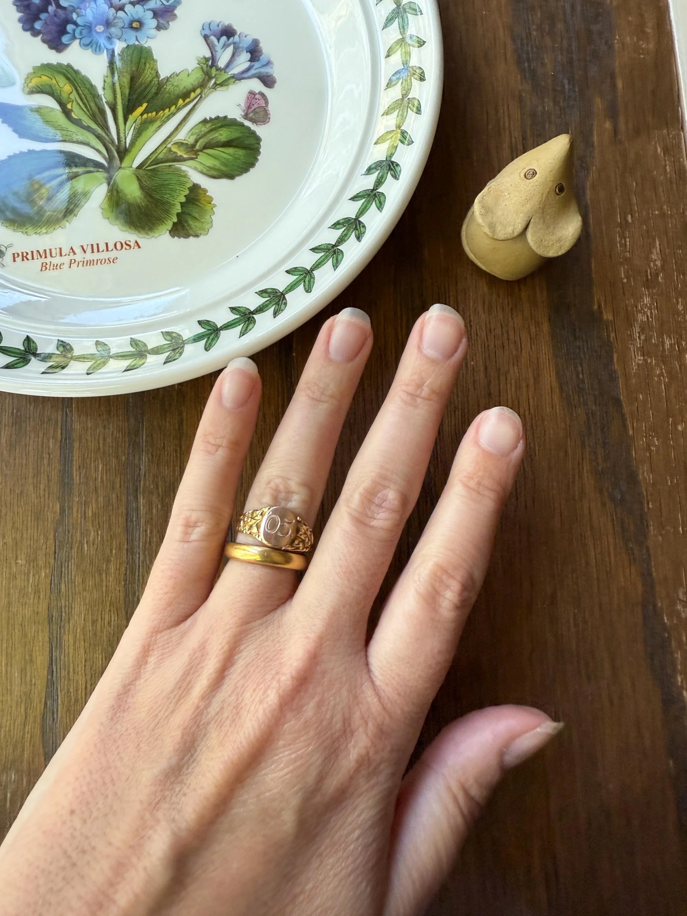 HOLLY Year Date Ring Signet c1905 Provenance Romantic Holiday Christmas Gift Figural Leaf Band 10k Rose Yellow Gold Leaves Berries Stacker - Image 7