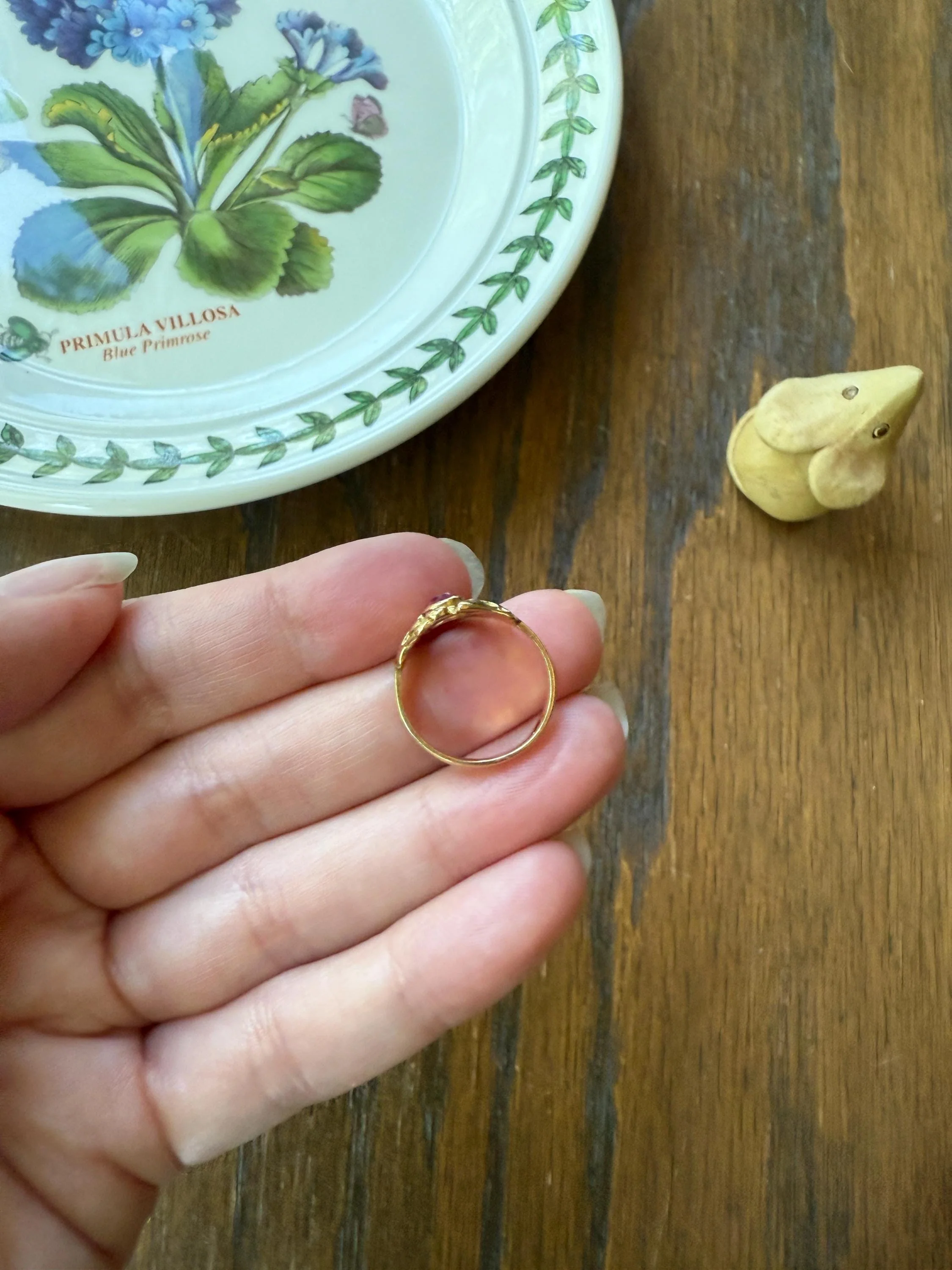IVY Leaf and Berry Ruby French Antique 18k Gold Figural Belle Epoque Art Nouveau Ring - Image 9