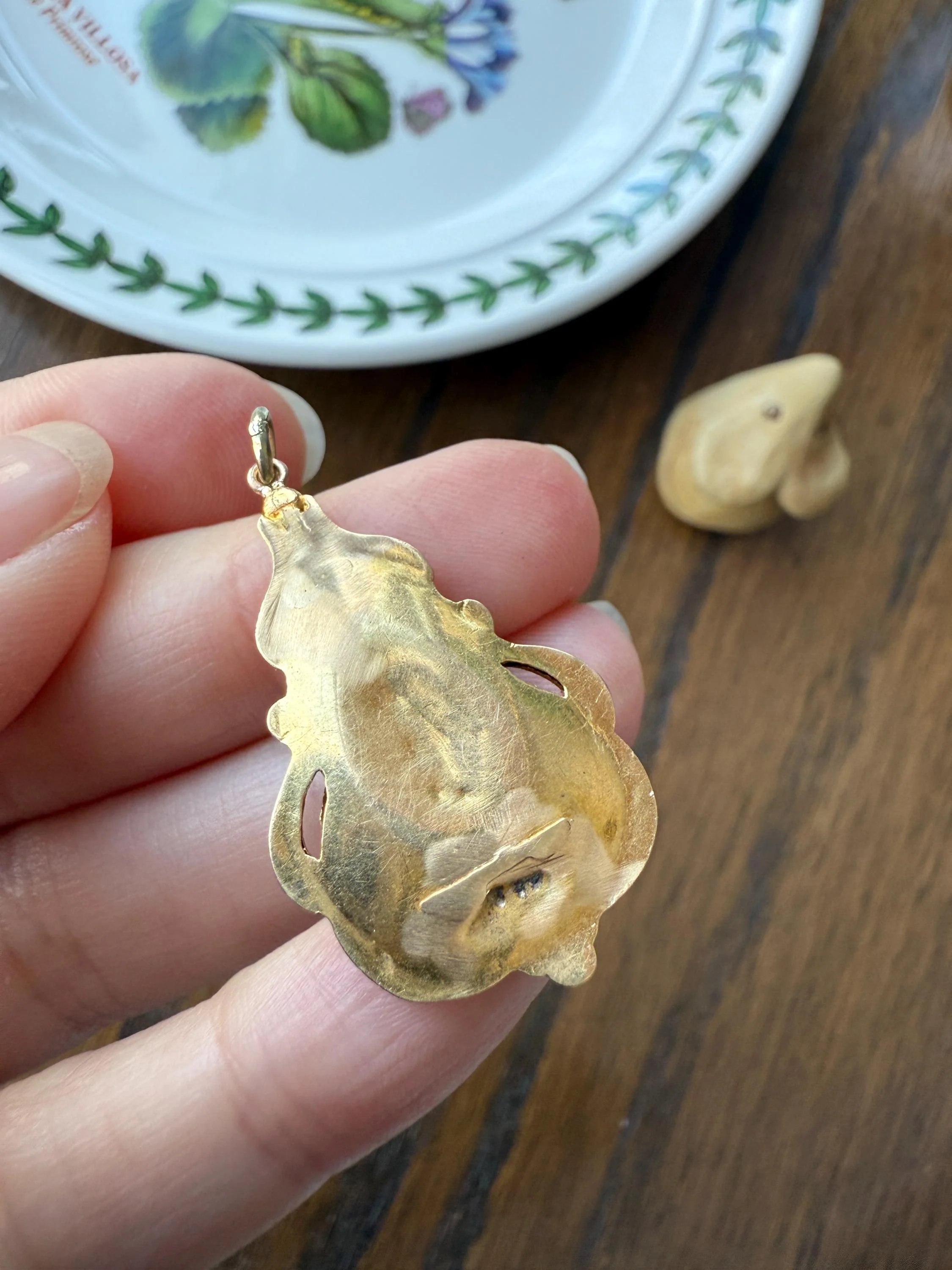 Juicy Victorian Antique Crimson Red Pear Natural Garnet 18k Gold Scrolled Teardrop Pendant Ornate Inner Glow - Image 17