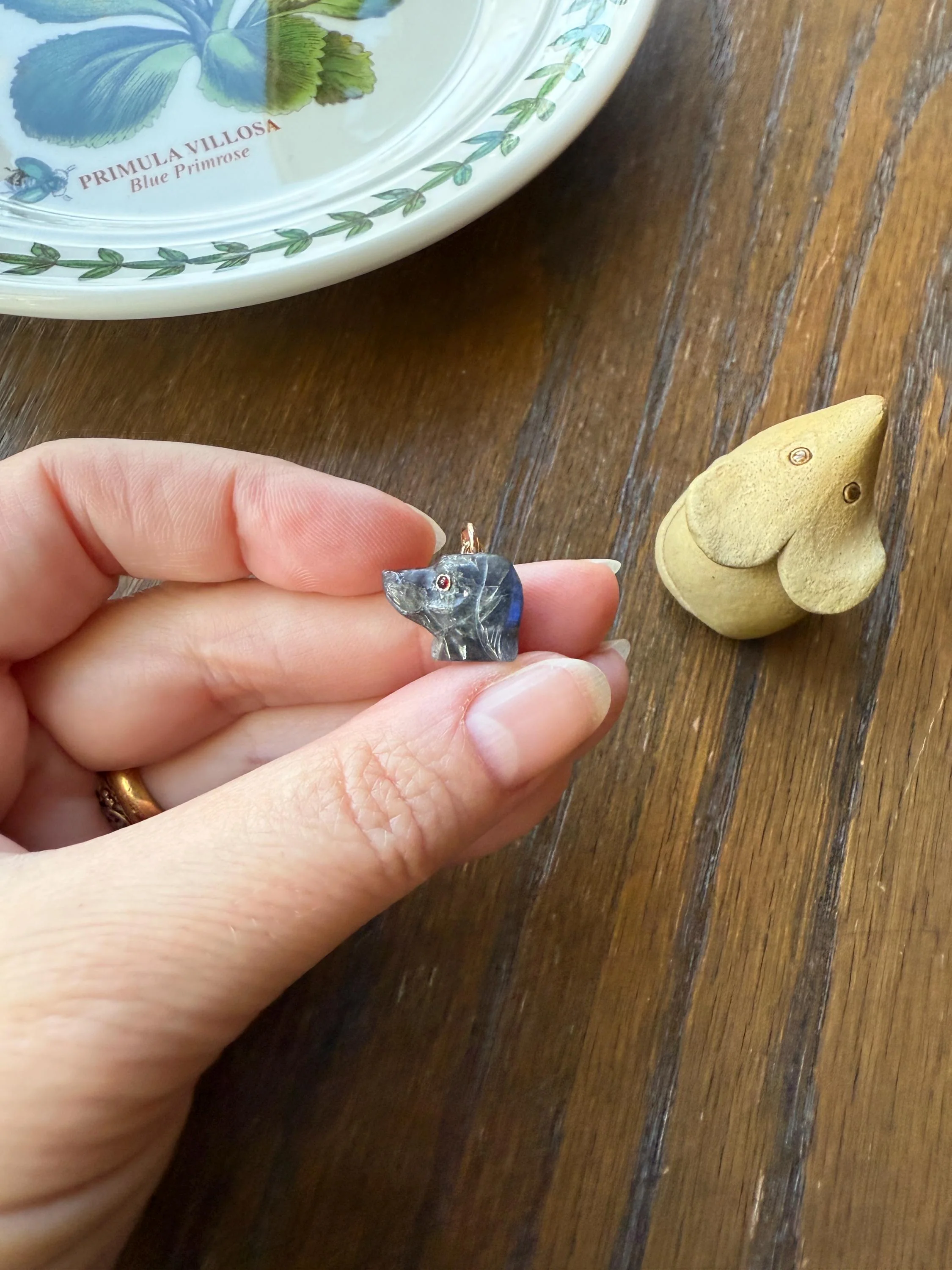 LABRADORITE Blue Labrador ; ) DOG Head Carved Antique Victorian French 18k Gold Figural Hunting Loyalty Hound Pendant Bracelet Charm Animal - Image 13