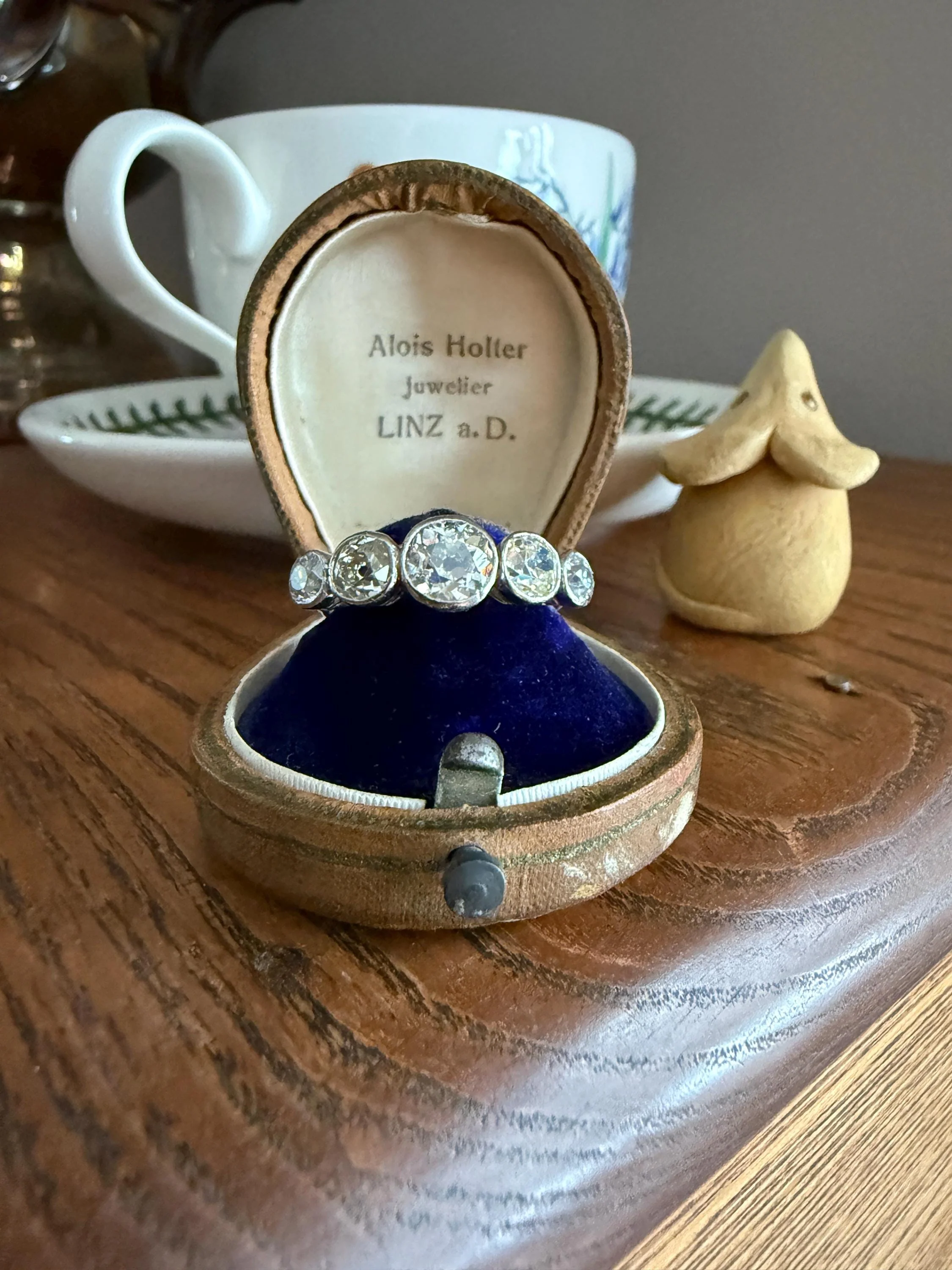 Large Antique 3 CARATS Old Mine Cut DIAMOND Five Stone Stacker Band Bezel Set Edwardian 18k Gold Big Finger Size 3Ctw OMC - Image 2