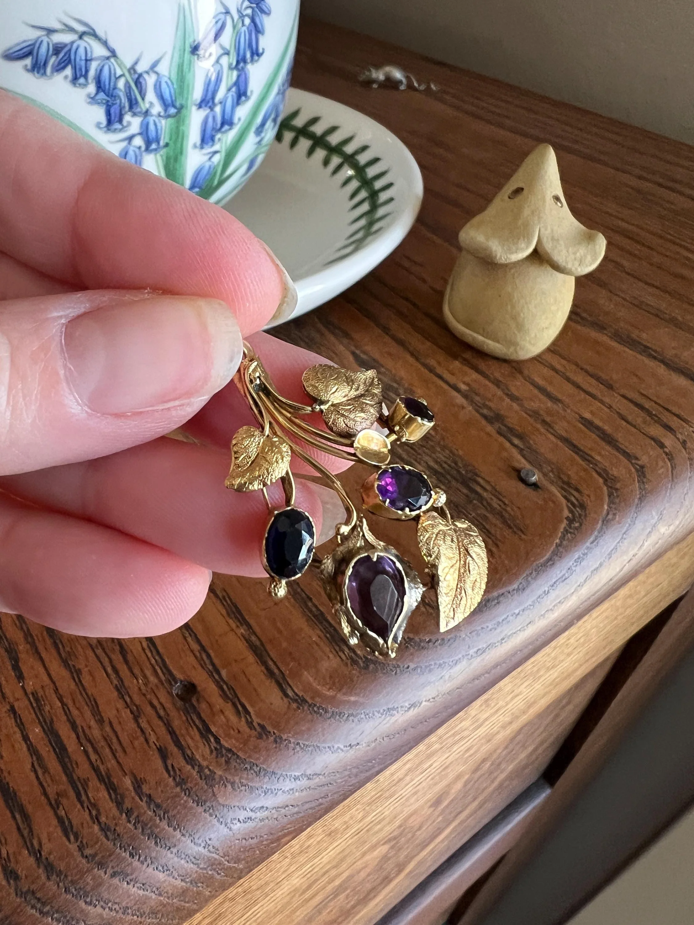 Large Scale FLORAL Leaf FLOWERS Bouquet Pendant Victorian ANTIQUE Purple Amethyst & Teardrop Paste 14k Gold Figural - Image 7