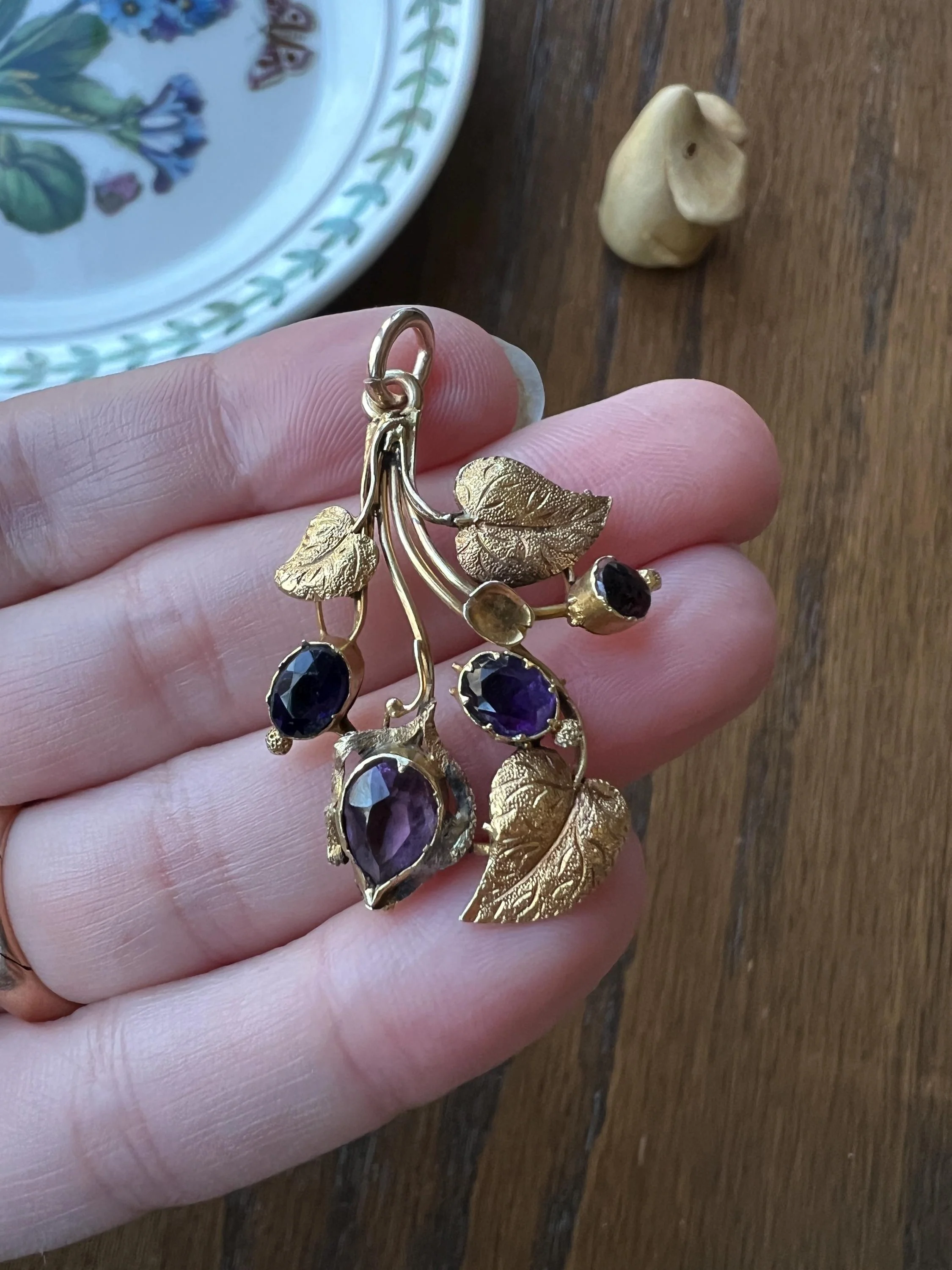 Large Scale FLORAL Leaf FLOWERS Bouquet Pendant Victorian ANTIQUE Purple Amethyst & Teardrop Paste 14k Gold Figural - Image 9
