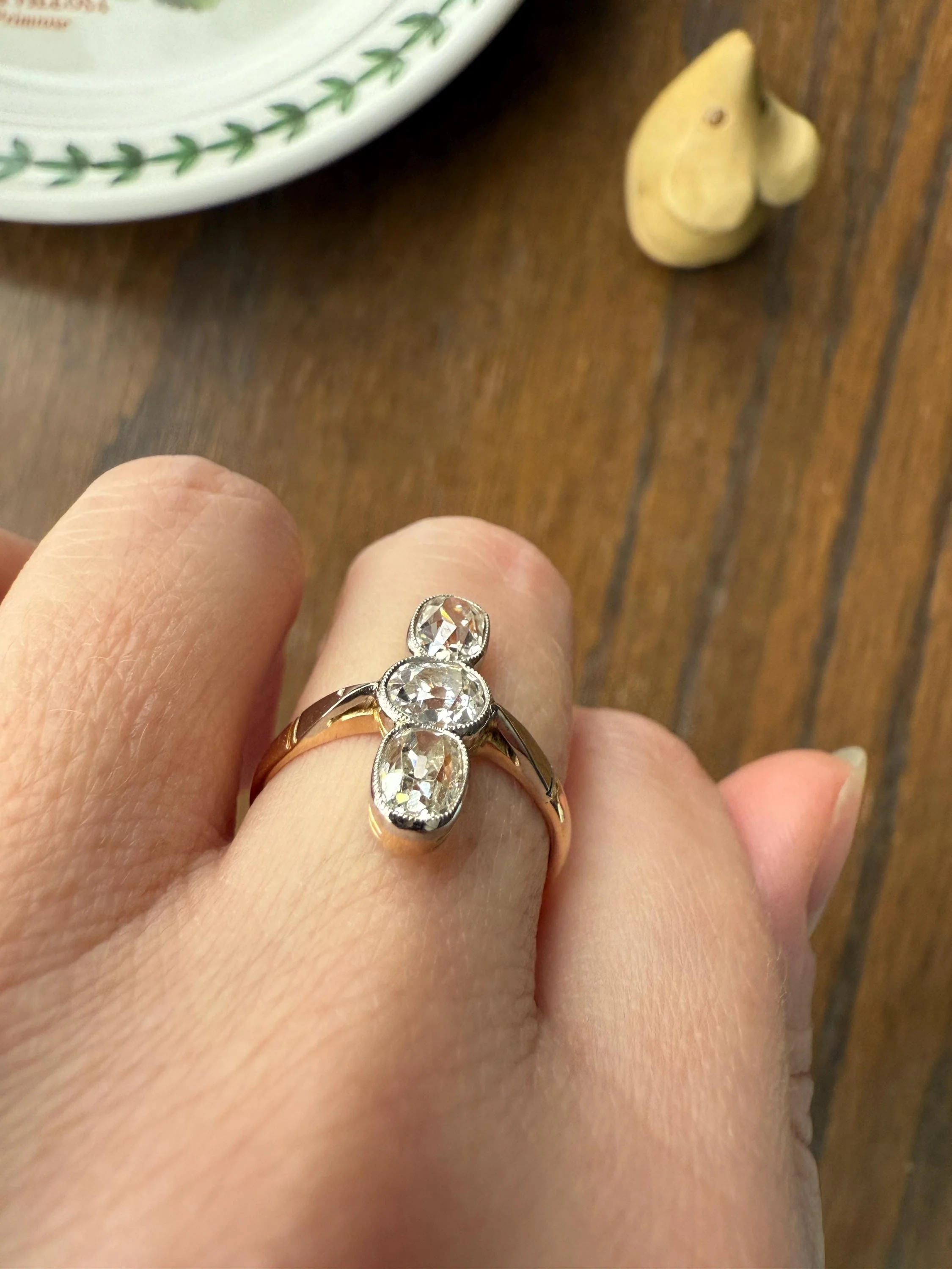 LINEAR 1.7 Carat Elongated Old Mine Cut DIAMONDS Oval & Round Three Stone Ring Chunky French ANTIQUE 18k Gold Unique Bezel Set - Image 10