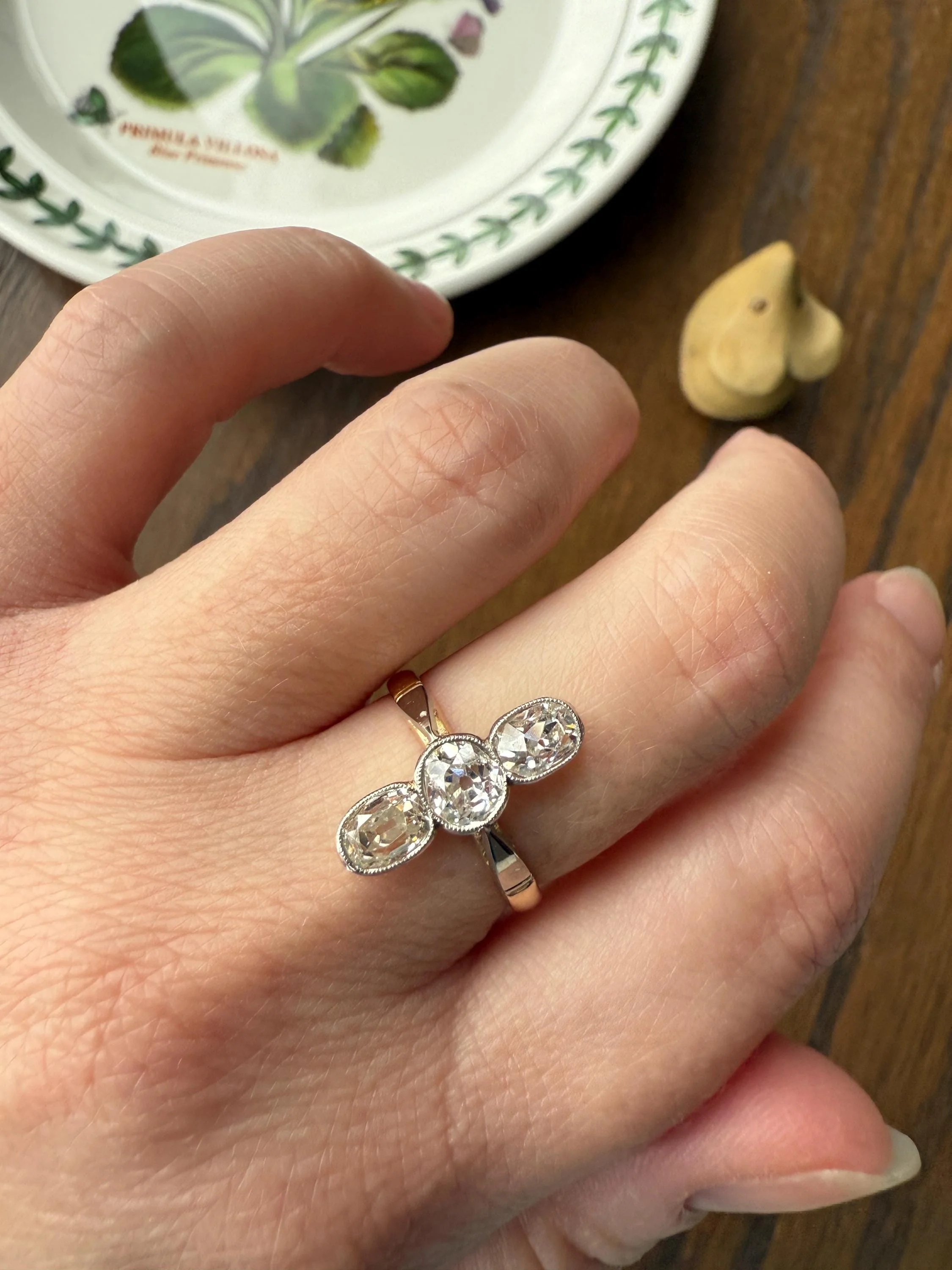 LINEAR 1.7 Carat Elongated Old Mine Cut DIAMONDS Oval & Round Three Stone Ring Chunky French ANTIQUE 18k Gold Unique Bezel Set - Image 13