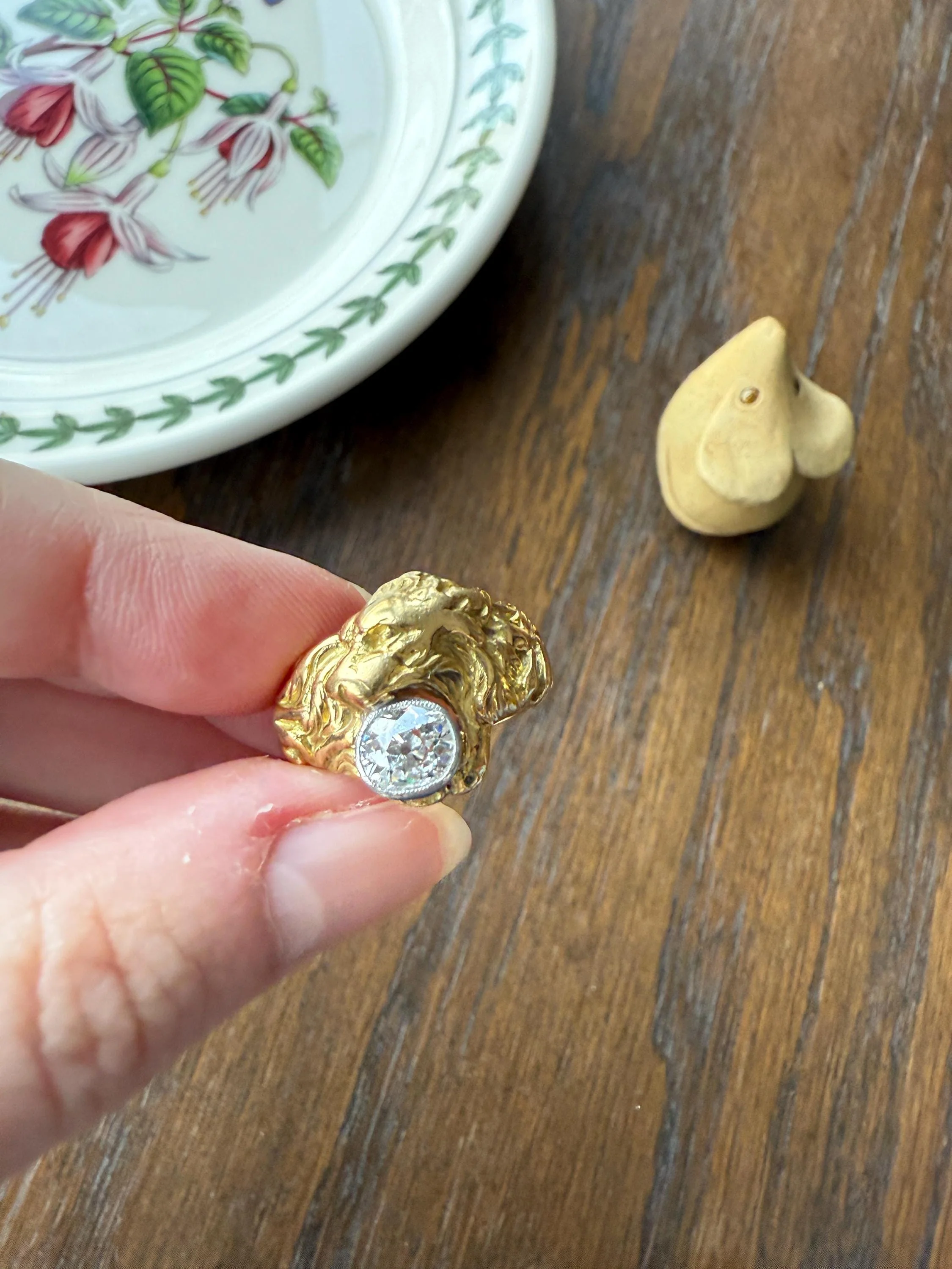 LION Antique HEAVY French 13.6g 18k GOLD Solid Ring One Carat Old Mine Cut Diamond Wide Band 3D Gift Figural Animal Jewelry Man Unisex OmC - Image 11