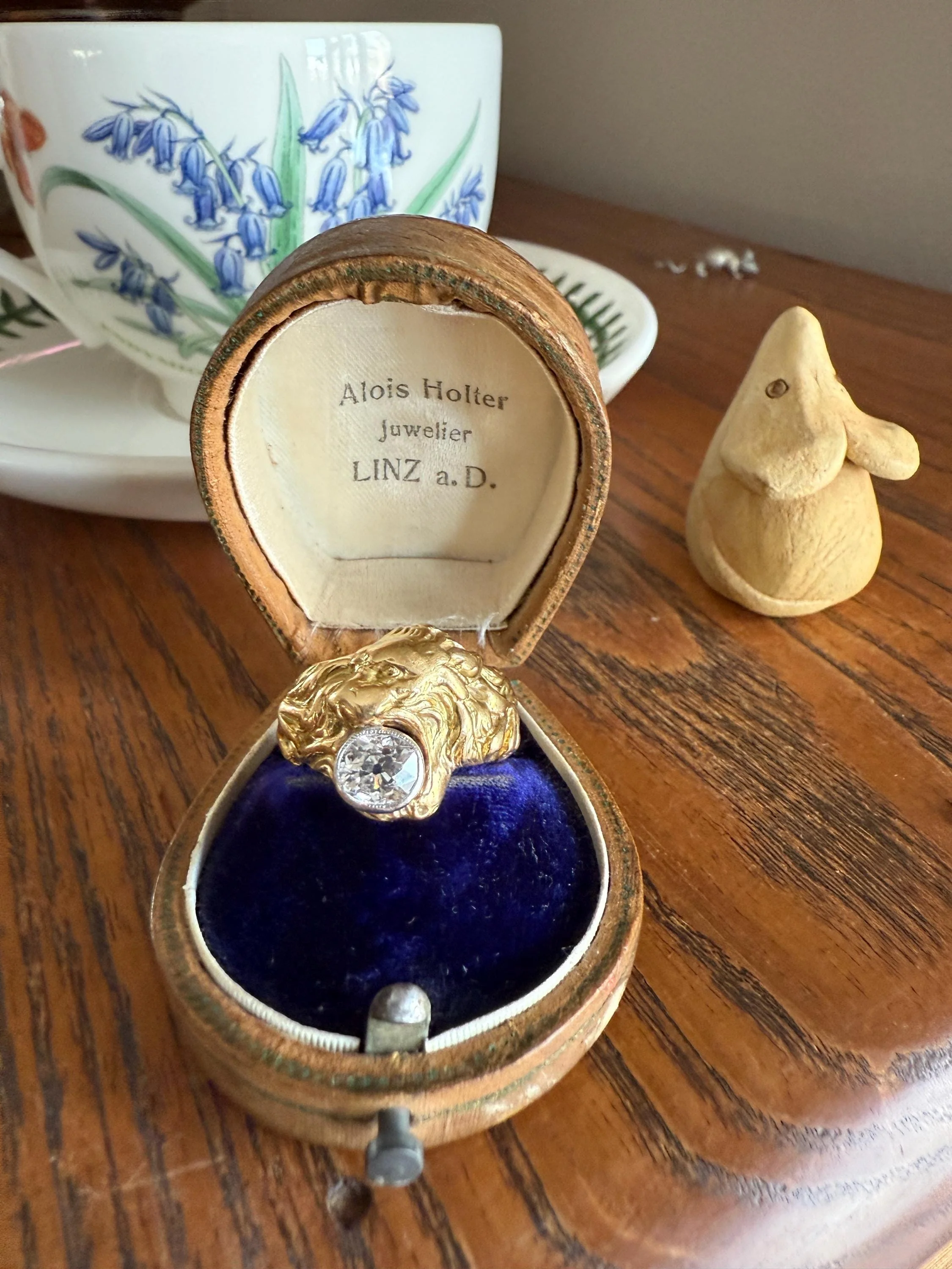 LION Antique HEAVY French 13.6g 18k GOLD Solid Ring One Carat Old Mine Cut Diamond Wide Band 3D Gift Figural Animal Jewelry Man Unisex OmC - Image 17