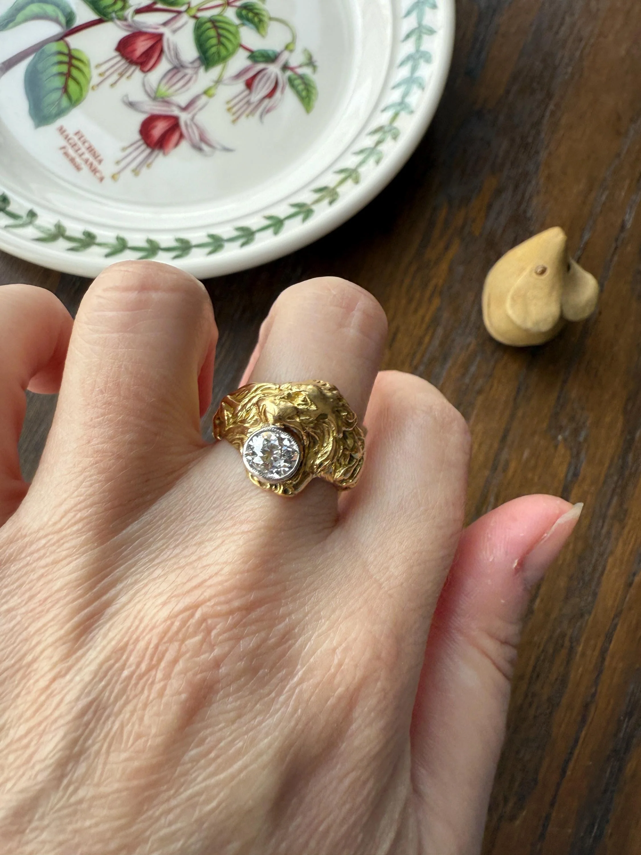 LION Antique HEAVY French 13.6g 18k GOLD Solid Ring One Carat Old Mine Cut Diamond Wide Band 3D Gift Figural Animal Jewelry Man Unisex OmC - Image 3