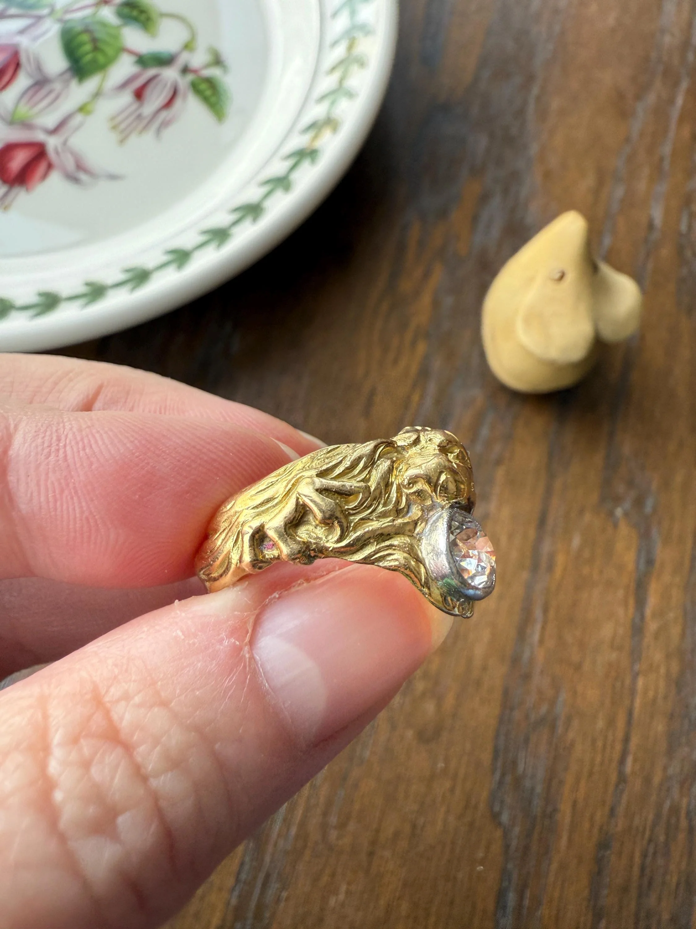 LION Antique HEAVY French 13.6g 18k GOLD Solid Ring One Carat Old Mine Cut Diamond Wide Band 3D Gift Figural Animal Jewelry Man Unisex OmC - Image 9