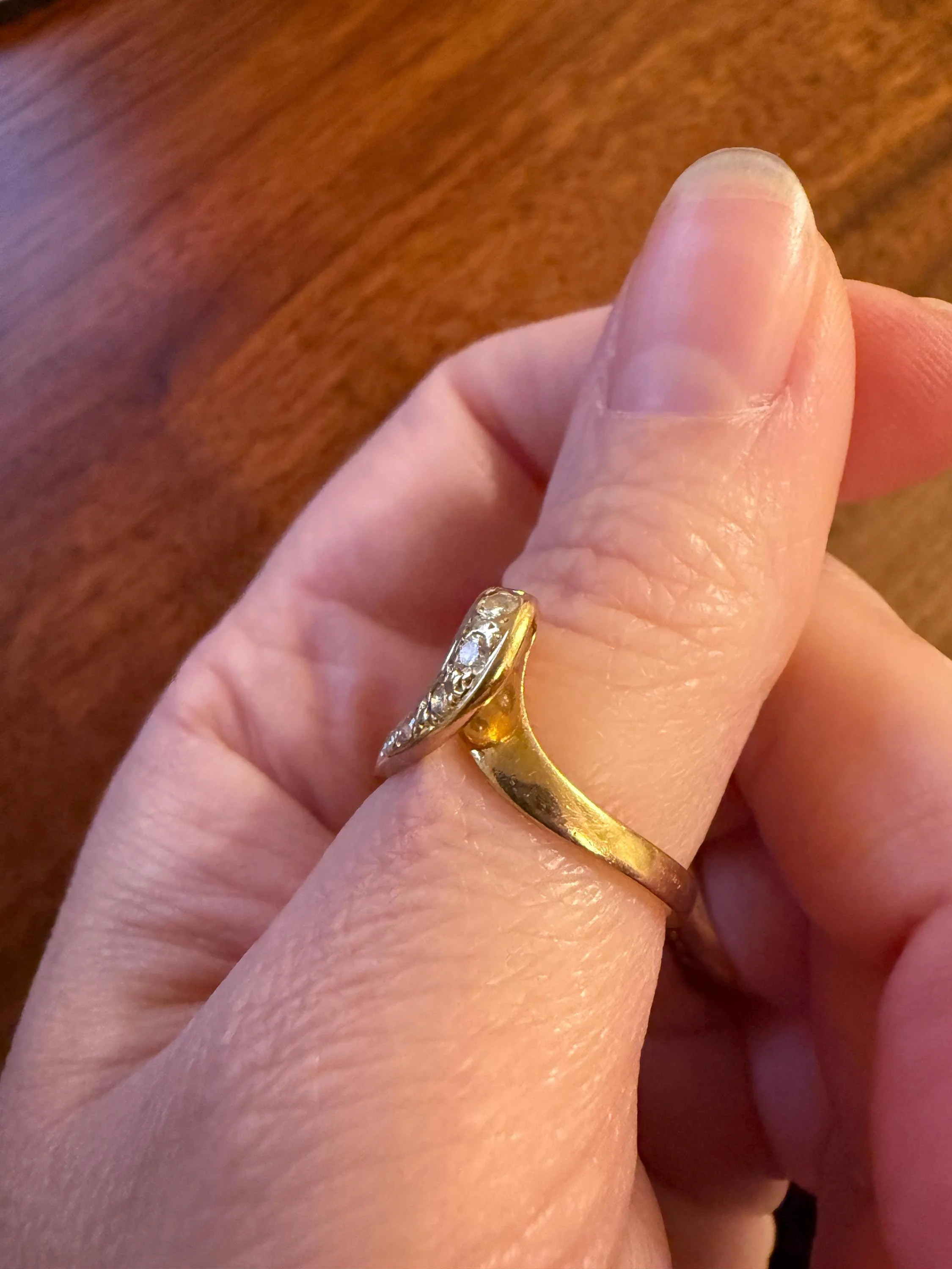 LOOP 3D French Vintage Curled Stacker Band Looped Ring 18k Gold Single Cut Diamonds Figural Tiara Chevron V Ring Retro - Image 9