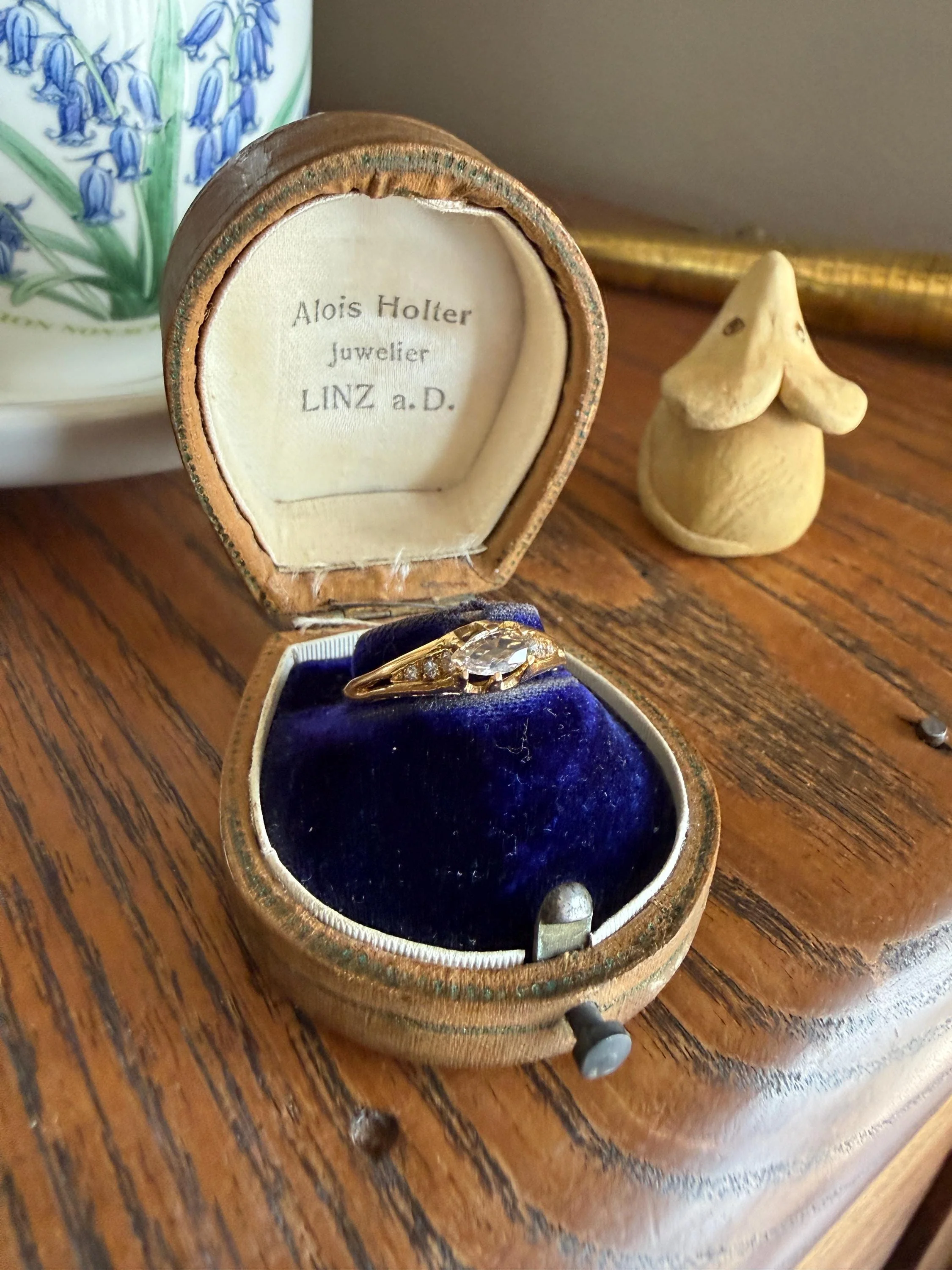 Marquise East West Old Mine Cut Ornate Filigree Ring 18k Gold French Antique Unique Band Stacker - Image 4