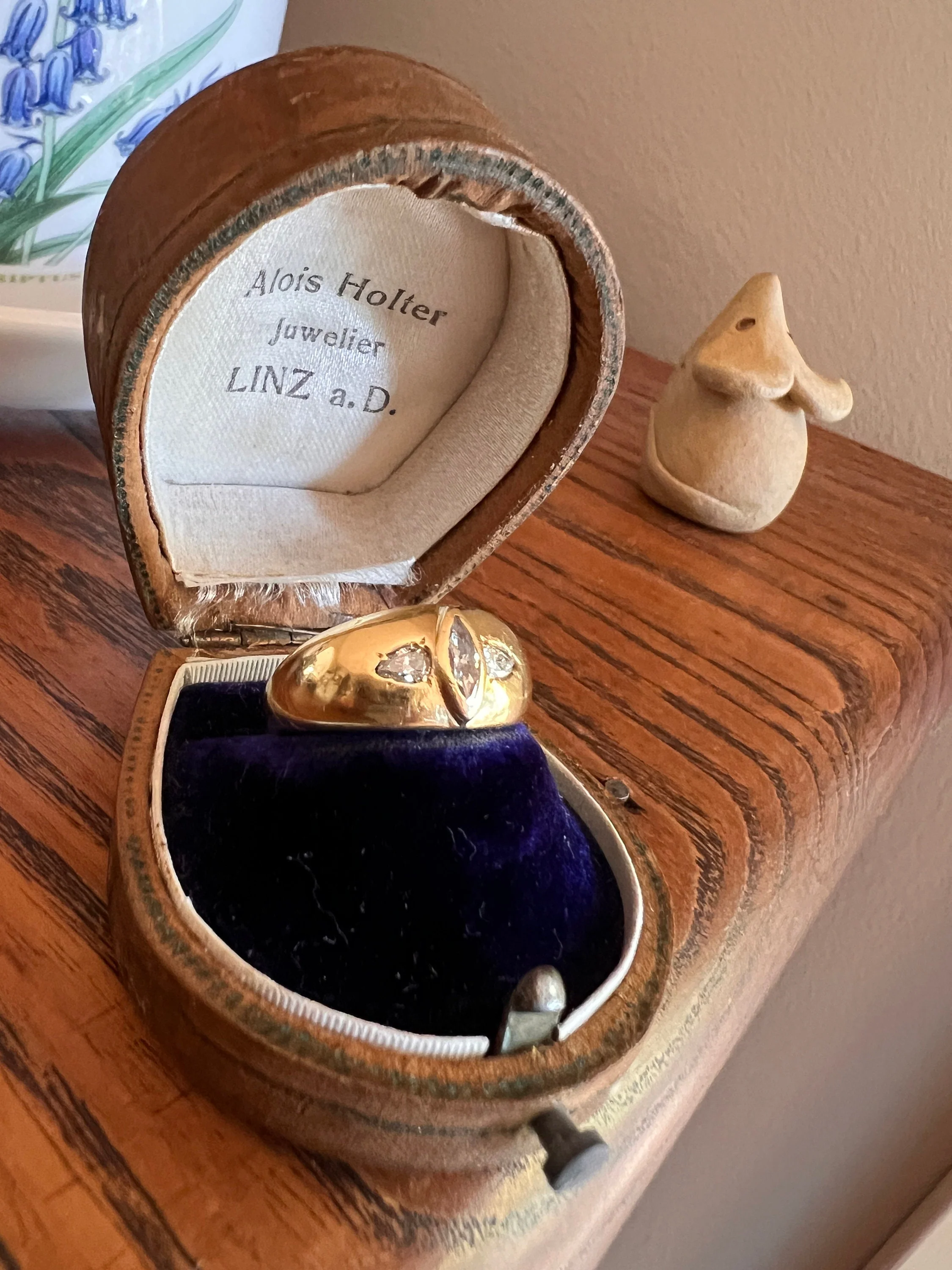 Marquise Transitional Cut DIAMOND Teardrop Pear 1/2 Carat Three Stone Gypsy Ring 18k Gold Wide Band - Image 7