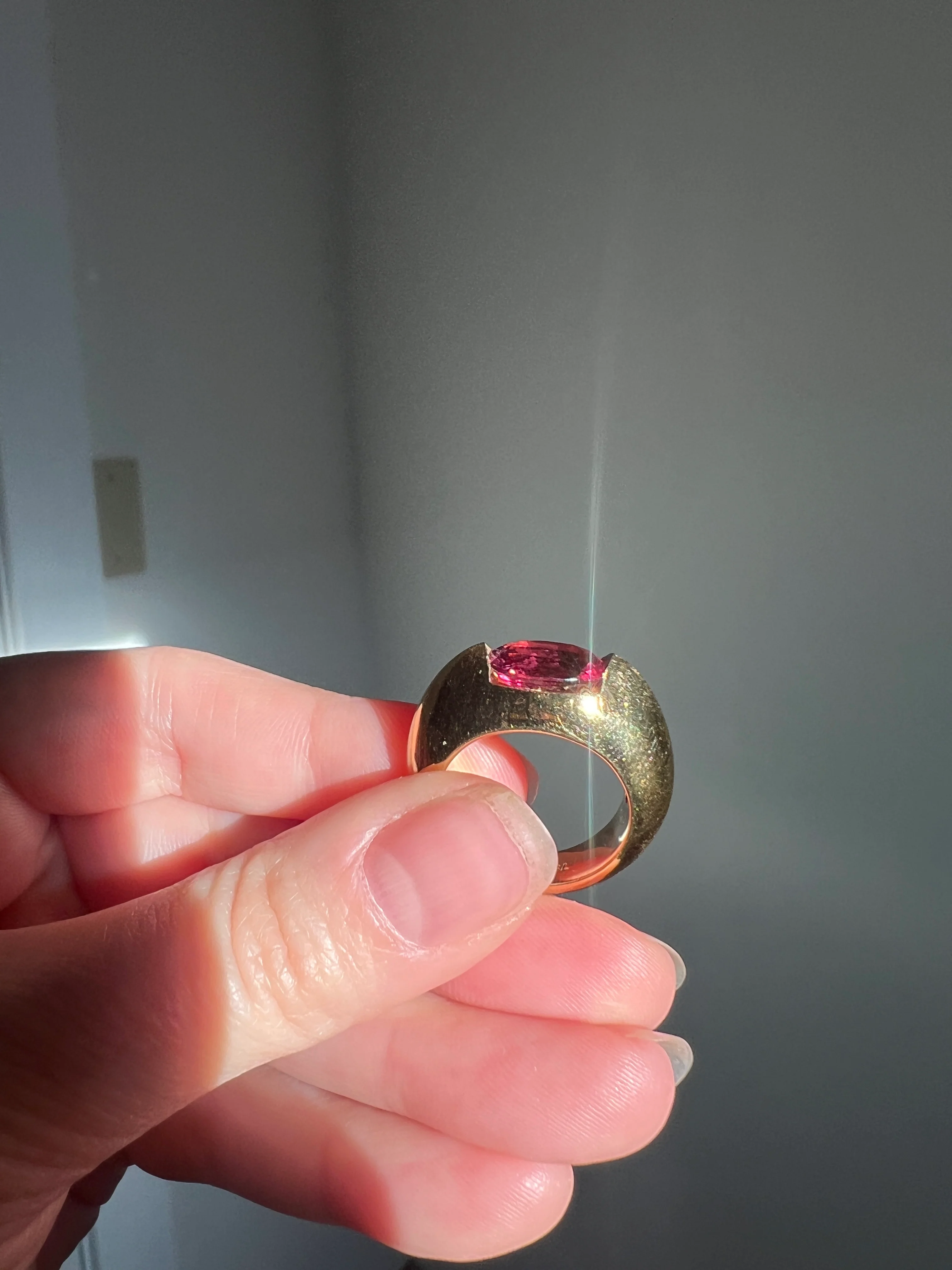MEGA Natural Pink TOURMALINE Knife Edge Domed Bombe Ring Band French Vintage Preowned HEAVY 13.6g 18k Gold Retro Statement Stacker - Image 19