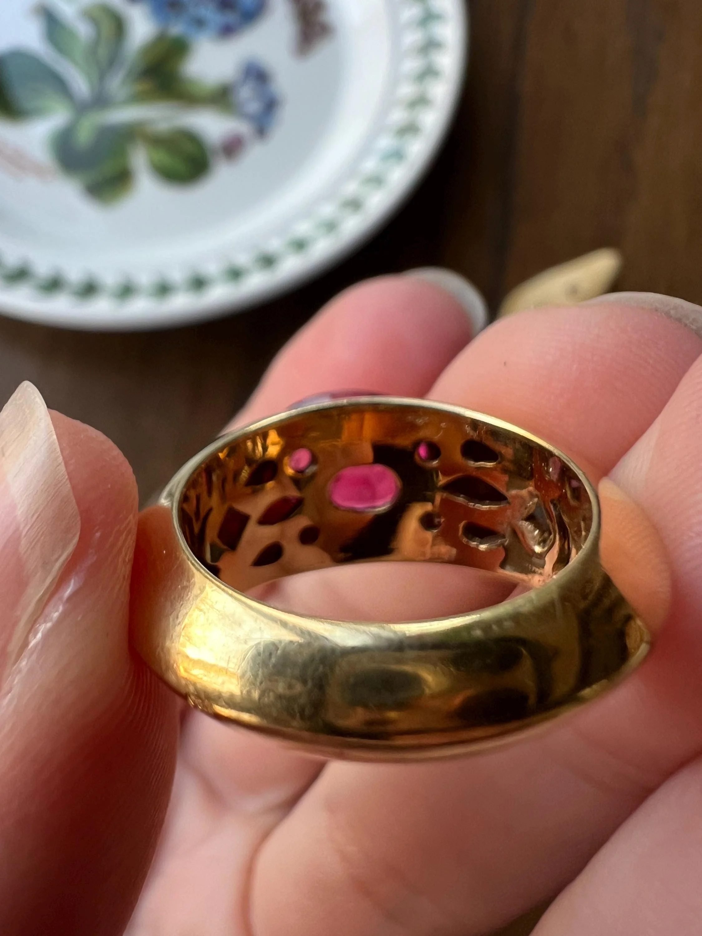 MEGA Natural Pink TOURMALINE Knife Edge Domed Bombe Ring Band French Vintage Preowned HEAVY 13.6g 18k Gold Retro Statement Stacker - Image 8