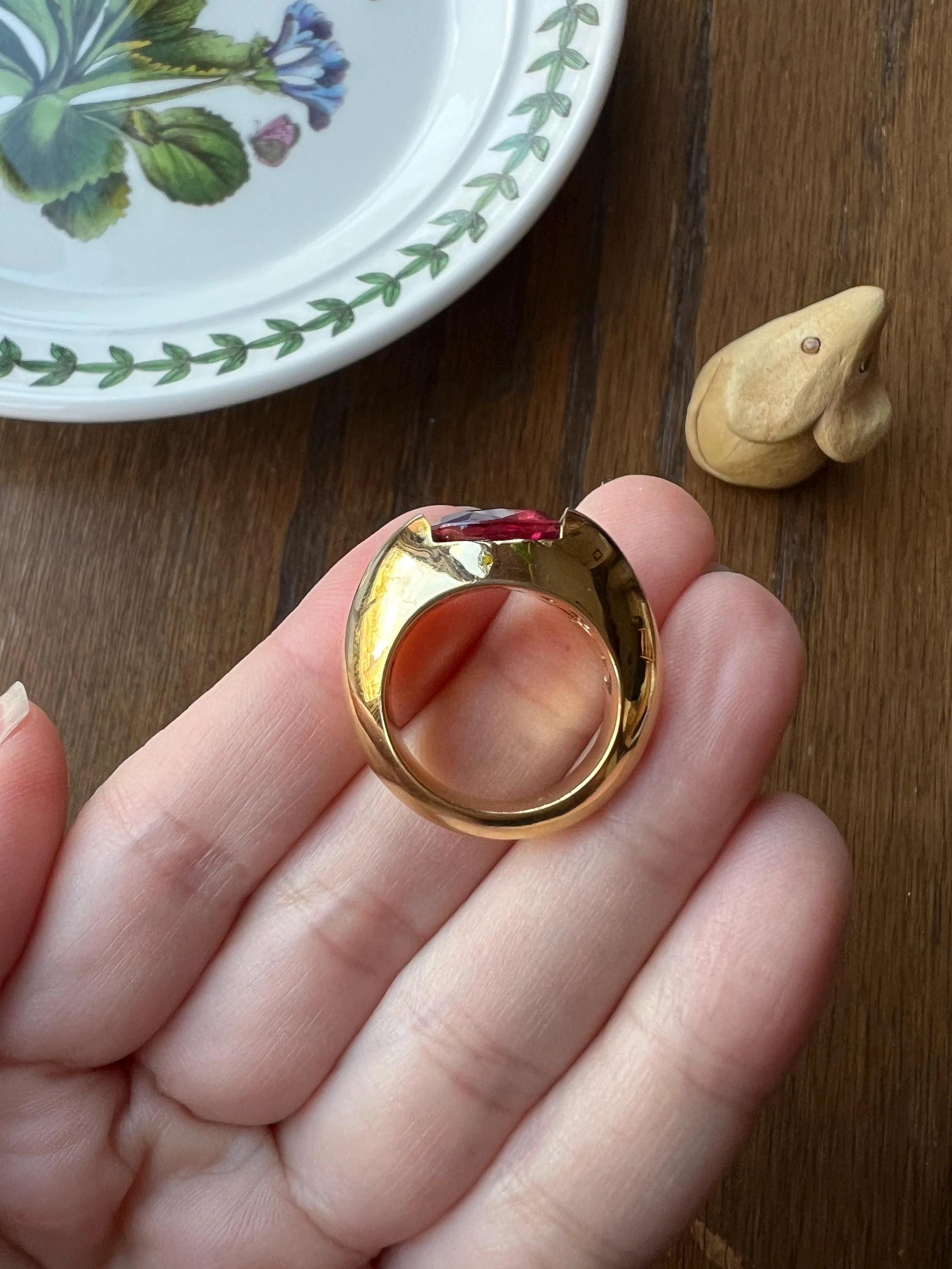 MEGA Natural Pink TOURMALINE Knife Edge Domed Bombe Ring Band French Vintage Preowned HEAVY 13.6g 18k Gold Retro Statement Stacker - Image 9
