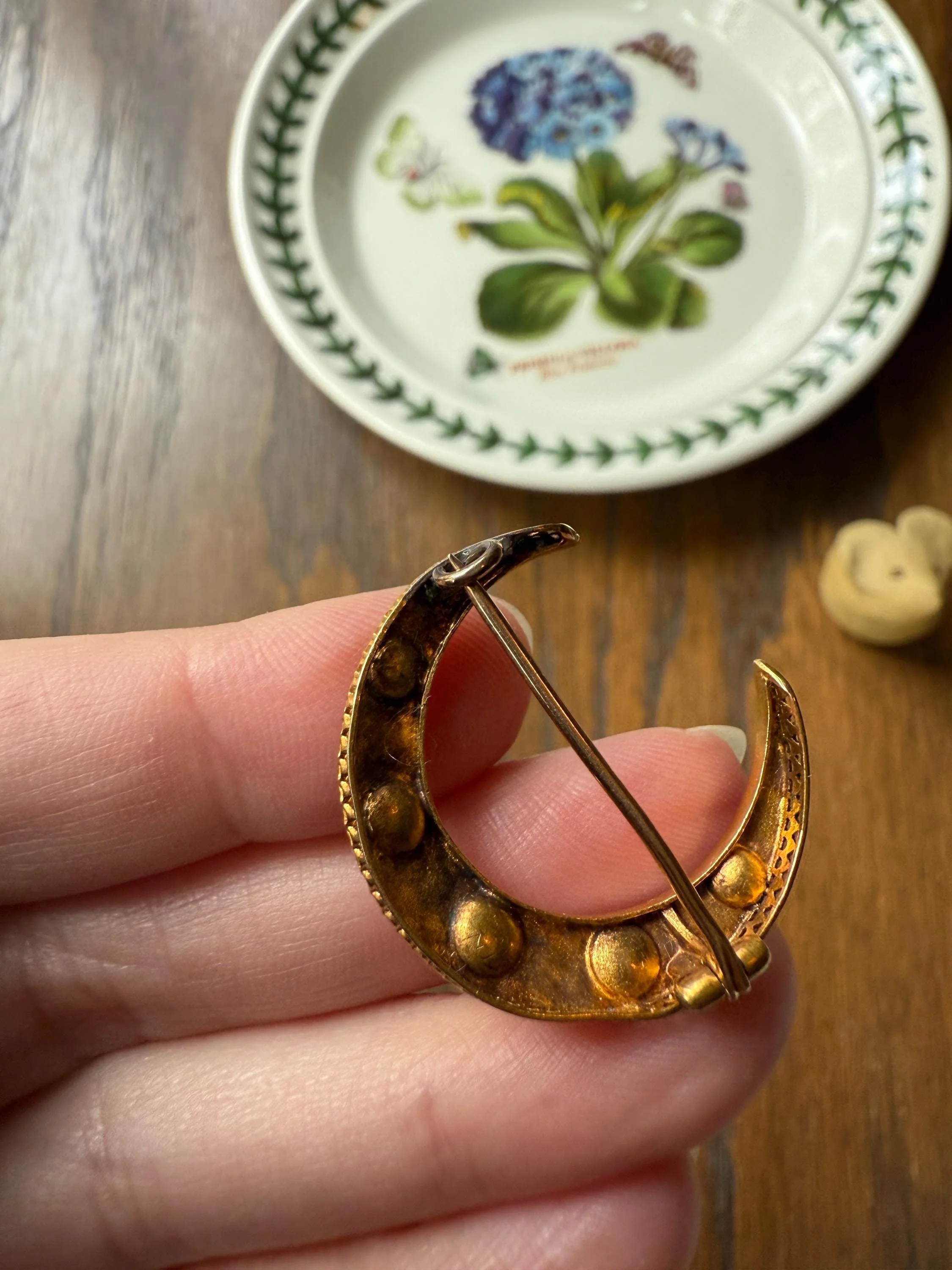 MOON Hammered 18k GOLD Antique VICTORIAN Figural Brooch Extender Buttery Connector Pin or Pendant Conversion - Image 9