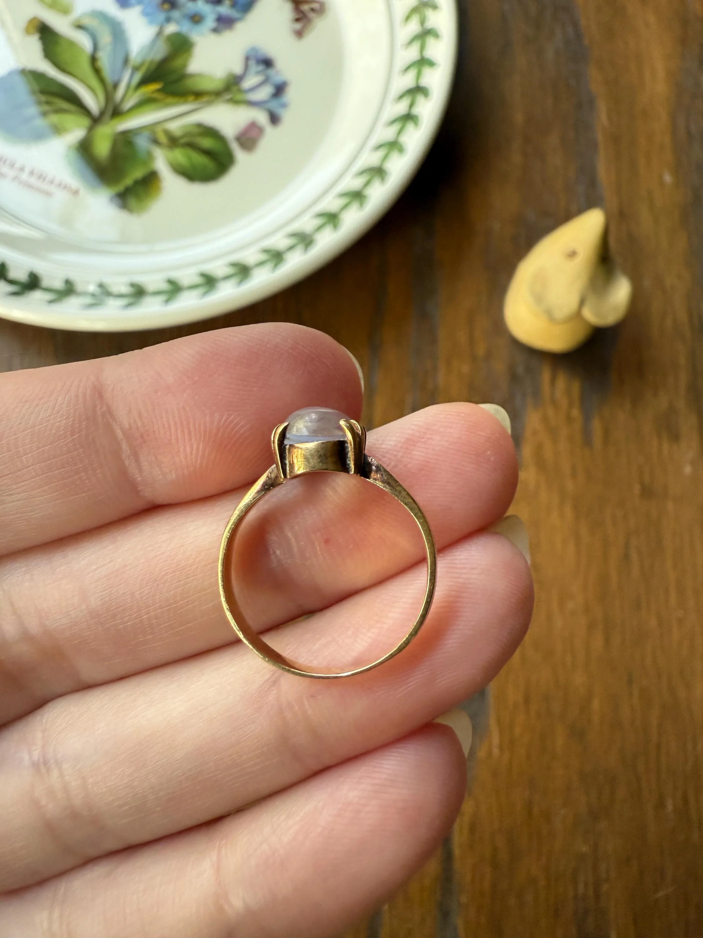 MOONSTONE Blue Antique Oval Solitaire Ring 18k Gold Art Nouveau Romantic Gift Glowing Orb Minimalist Victorian - Image 10