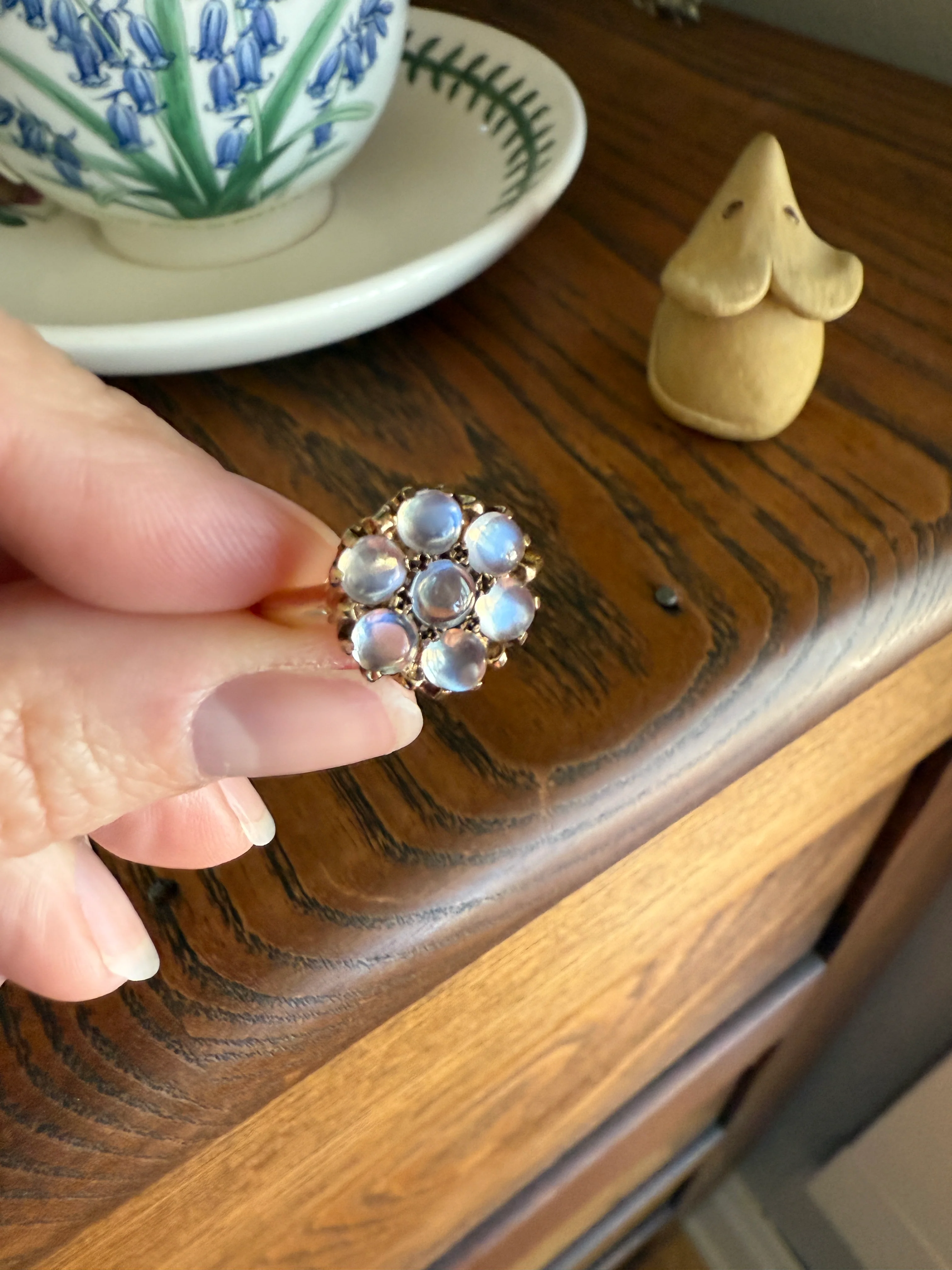 MOONSTONE Daisy Cluster Halo Ring Vintage to Art Deco Antique 14k Gold Seven Stone Blue Flash Chunky Glowing Orbs - Image 14