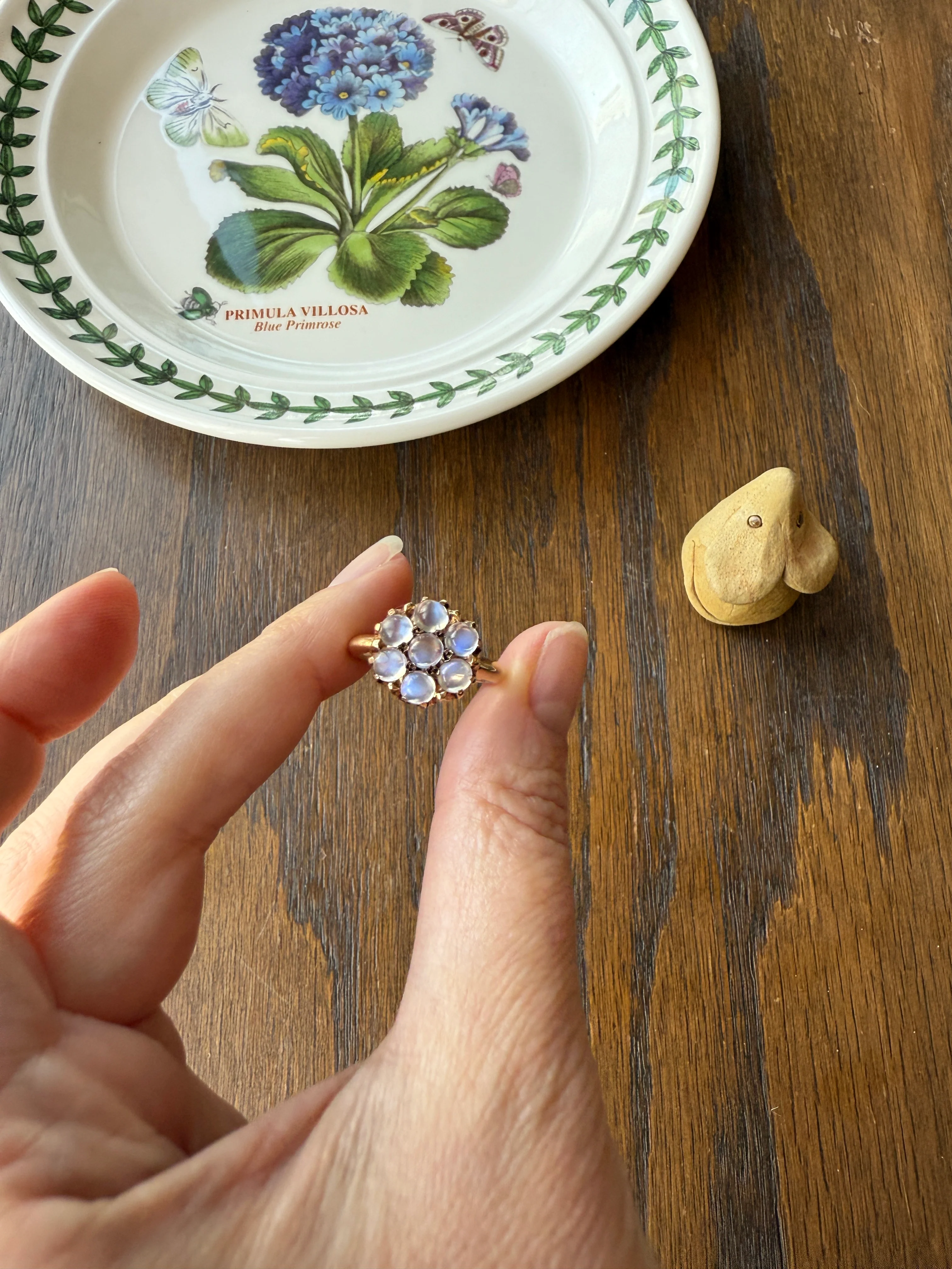 MOONSTONE Daisy Cluster Halo Ring Vintage to Art Deco Antique 14k Gold Seven Stone Blue Flash Chunky Glowing Orbs - Image 30