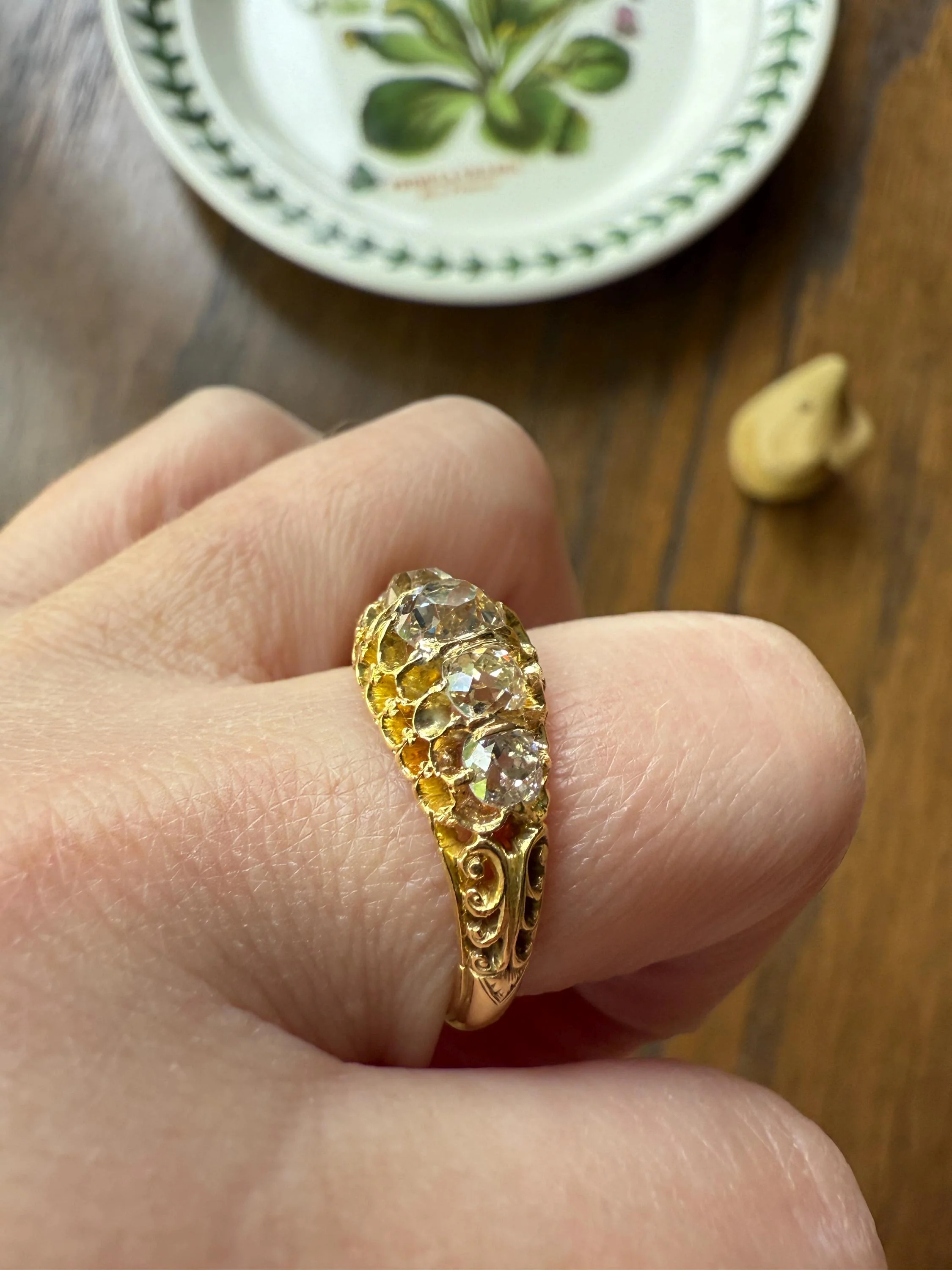 Most Ornate Victorian Antique Chunky Five Stone 1.8 Carat Old Mine Cut Diamond Band 18k Gold Ring Stacker Crown Prongs - Image 5