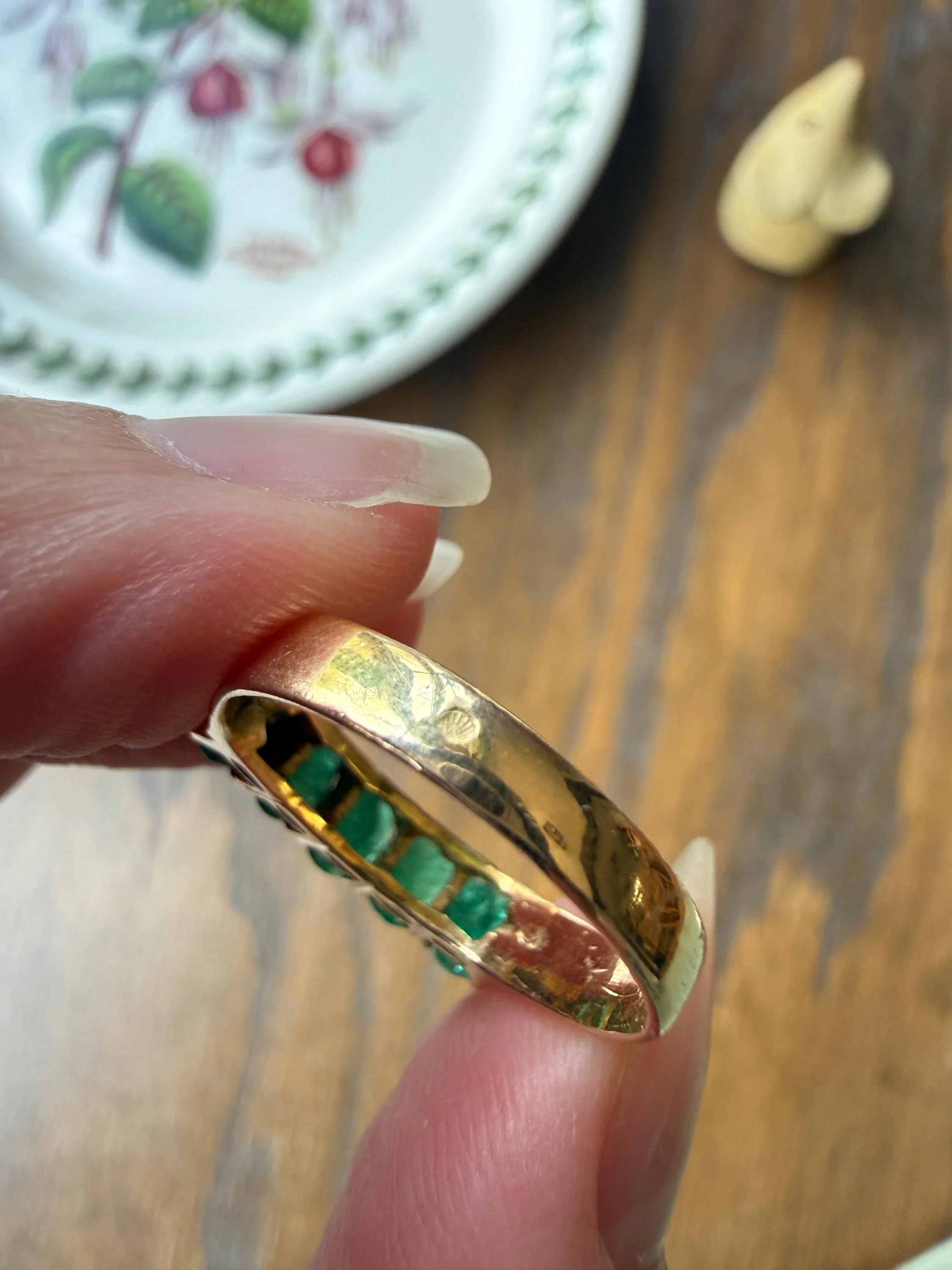 Natural EMERALD Oval Five Stone Band French Vintage 14k Gold Ring Green Linear Stacker Splayed Stacker - Image 15