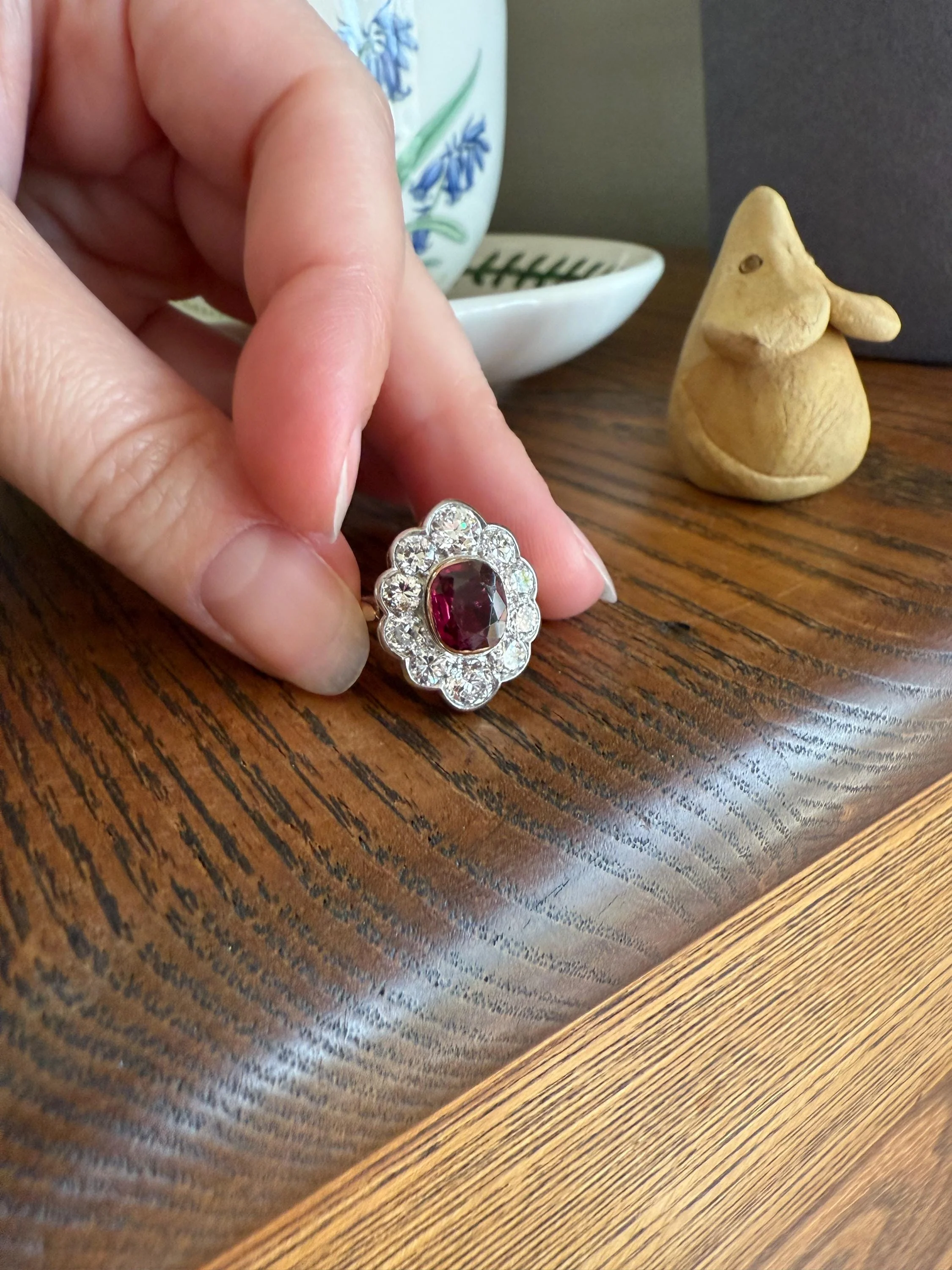 Natural RUBY Purplish Berry Red 2.2 CARATS Old European Cut DIAMOND Halo Ring 18k Gold Platinum Daisy Scalloped Elegant Classic - Image 16