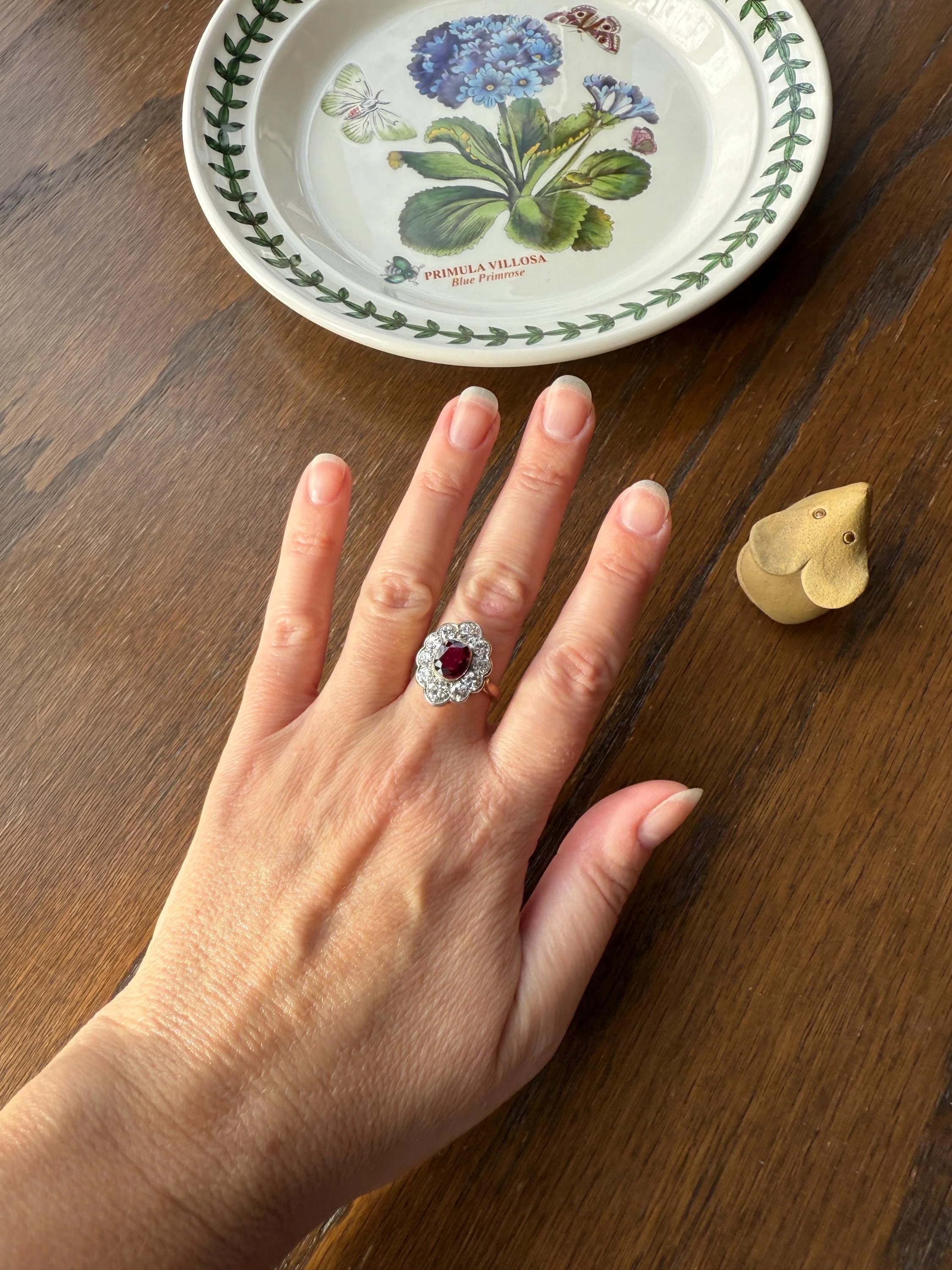 Natural RUBY Purplish Berry Red 2.2 CARATS Old European Cut DIAMOND Halo Ring 18k Gold Platinum Daisy Scalloped Elegant Classic - Image 17