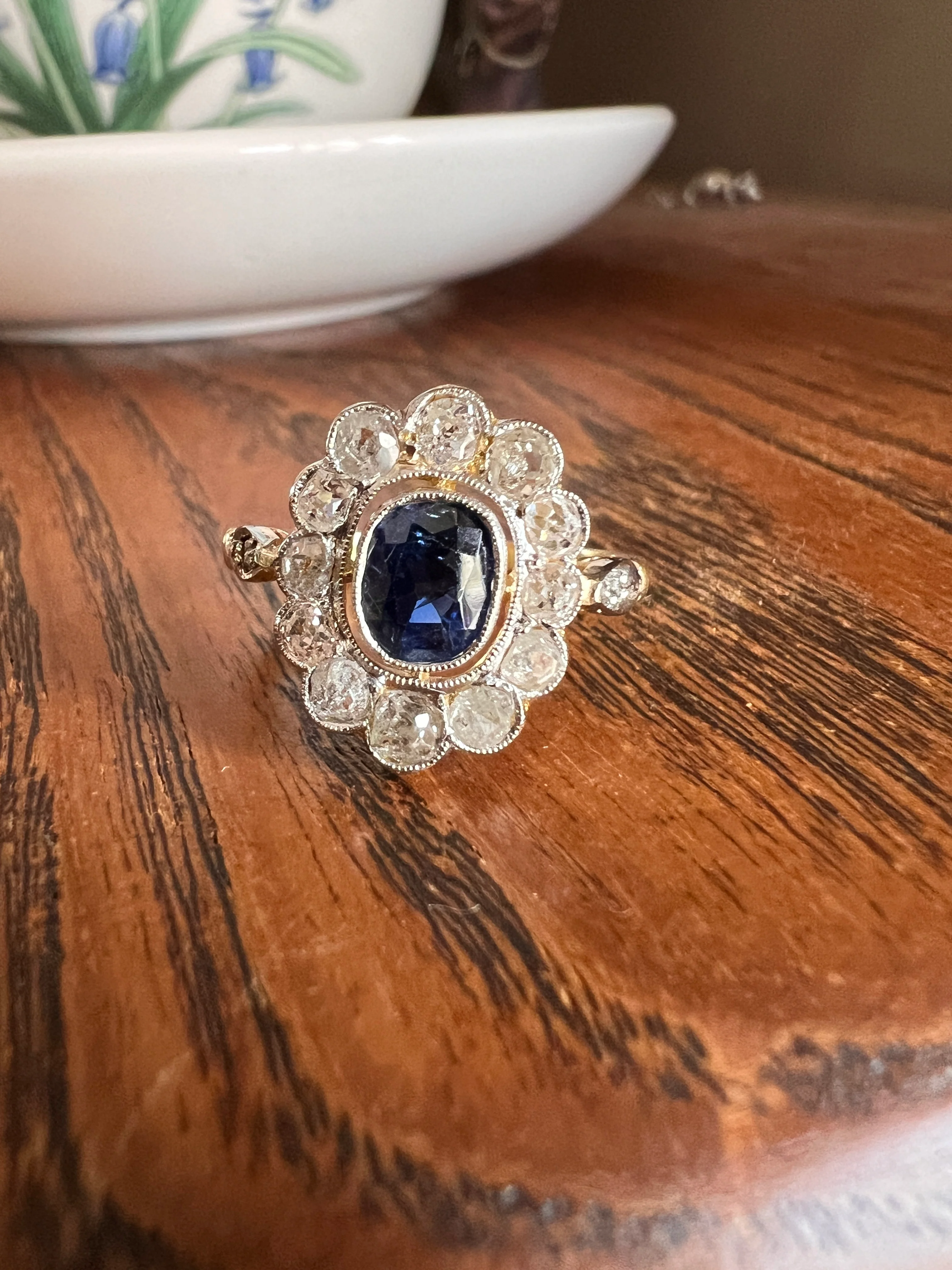 Natural SAPPHIRE French ANTIQUE 1 Carat Old Mine Cut DIAMOND Halo Daisy Cluster Ring 18k Gold Blue Oval Belle Epoque - Image 11