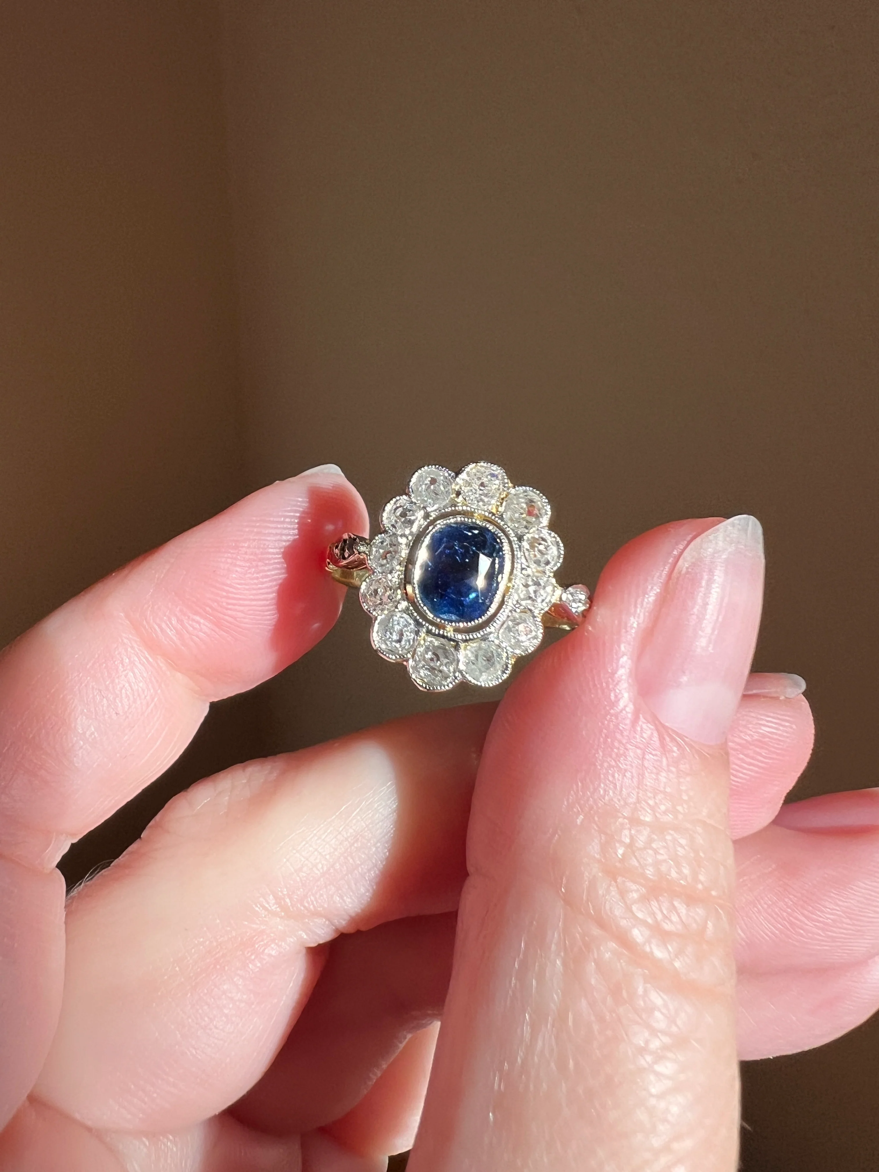 Natural SAPPHIRE French ANTIQUE 1 Carat Old Mine Cut DIAMOND Halo Daisy Cluster Ring 18k Gold Blue Oval Belle Epoque - Image 15