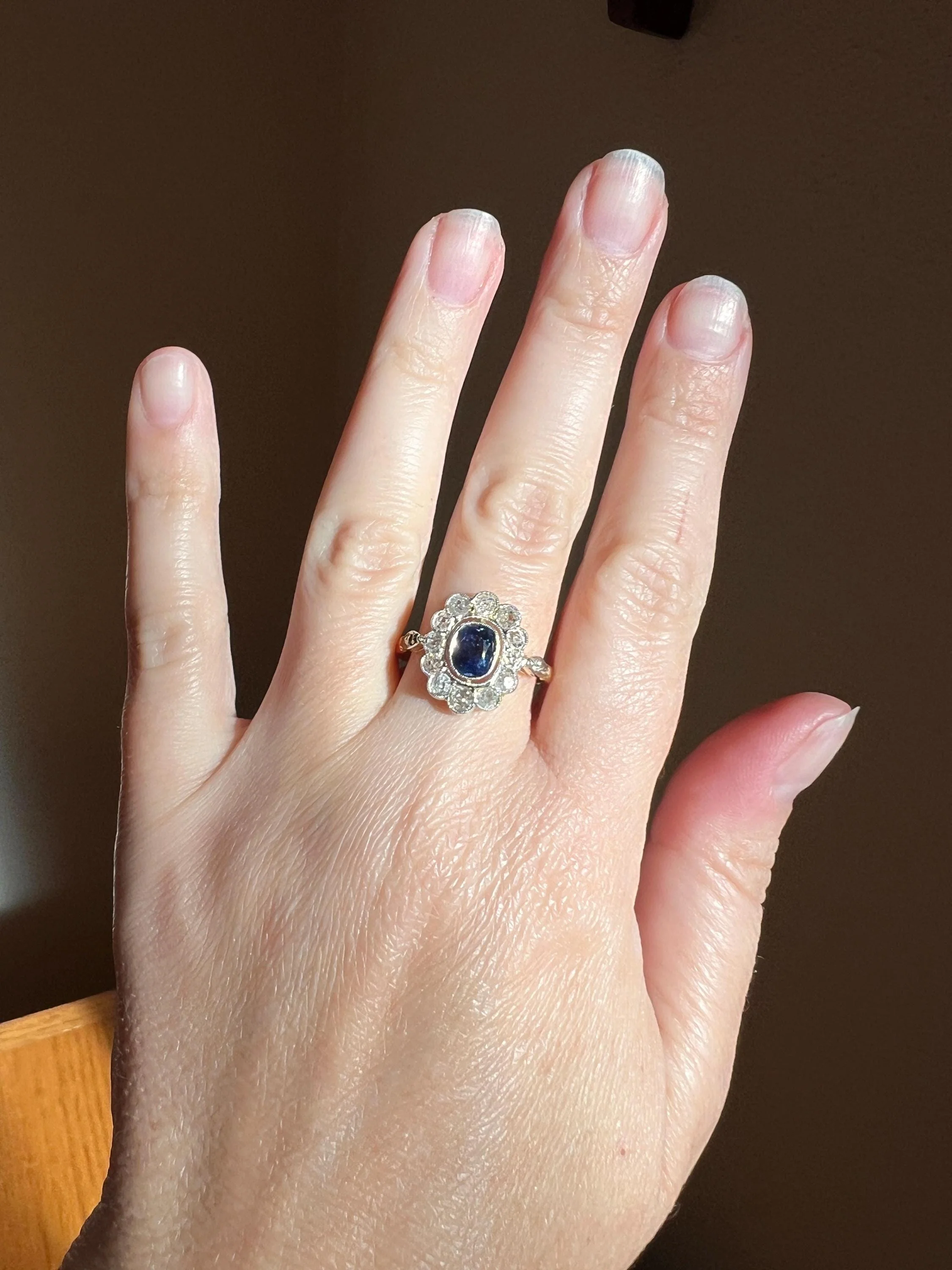 Natural SAPPHIRE French ANTIQUE 1 Carat Old Mine Cut DIAMOND Halo Daisy Cluster Ring 18k Gold Blue Oval Belle Epoque - Image 9