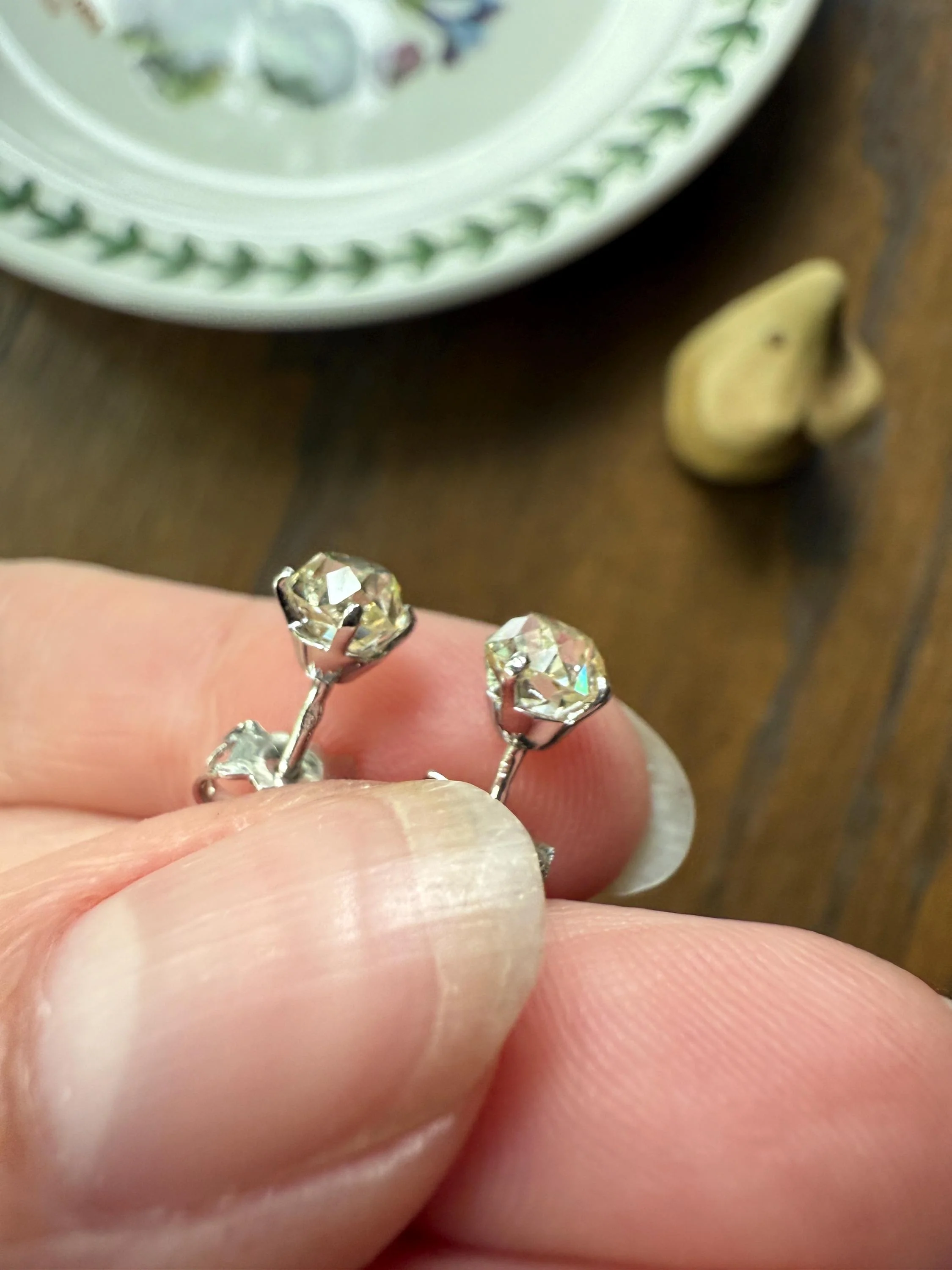 Old Mine Cut 1.3 Carat Tdw DIAMOND Stud Earrings French 18k White GOLD Warm Chunky Antique Stones Later Prong Set - Image 5