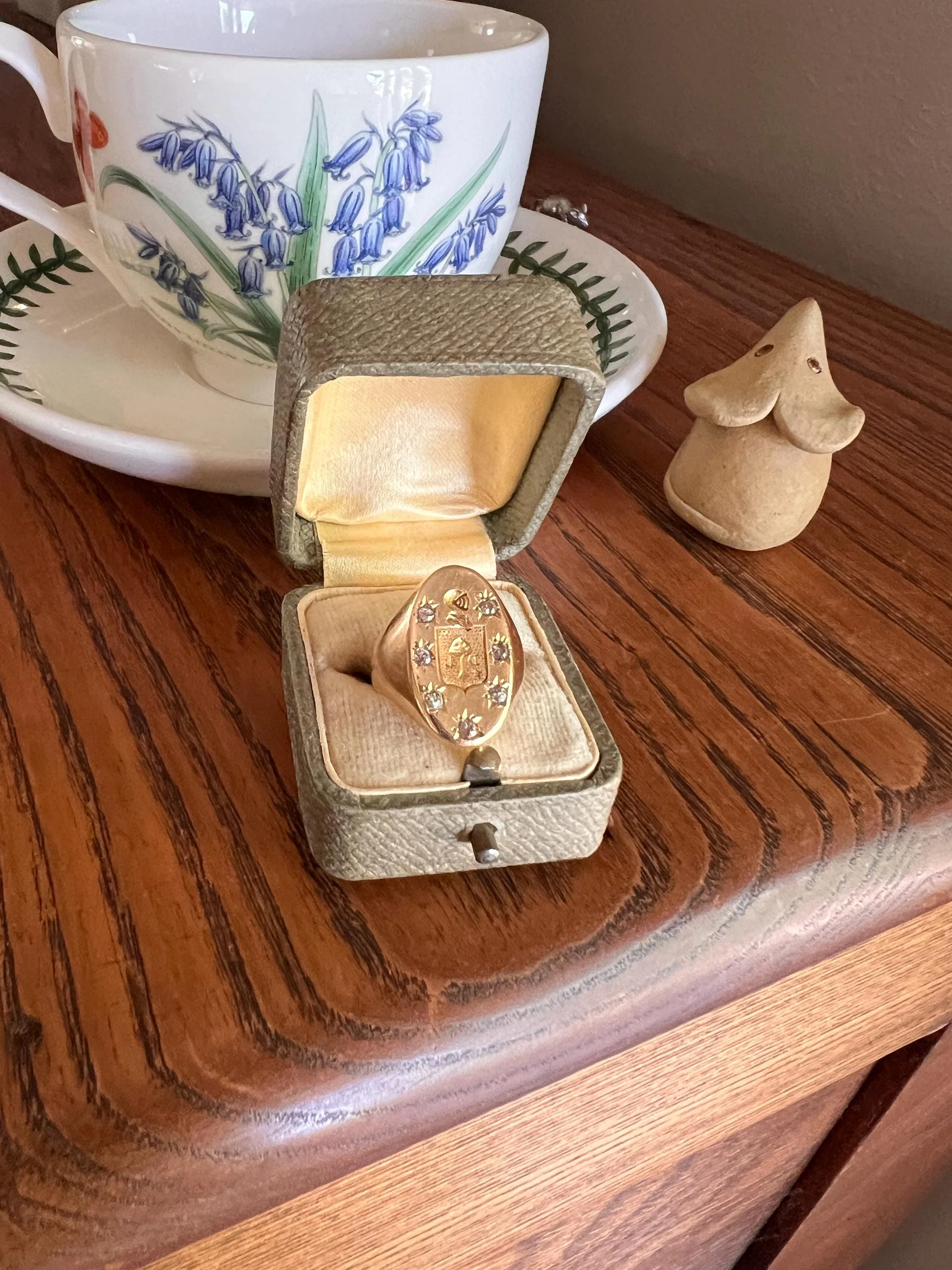 Old Mine Cut DIAMOND Starburst HEAVY French Antique Signet RING 13g 18k Gold Solid Helmet Coat of Arms Chunky - Image 3