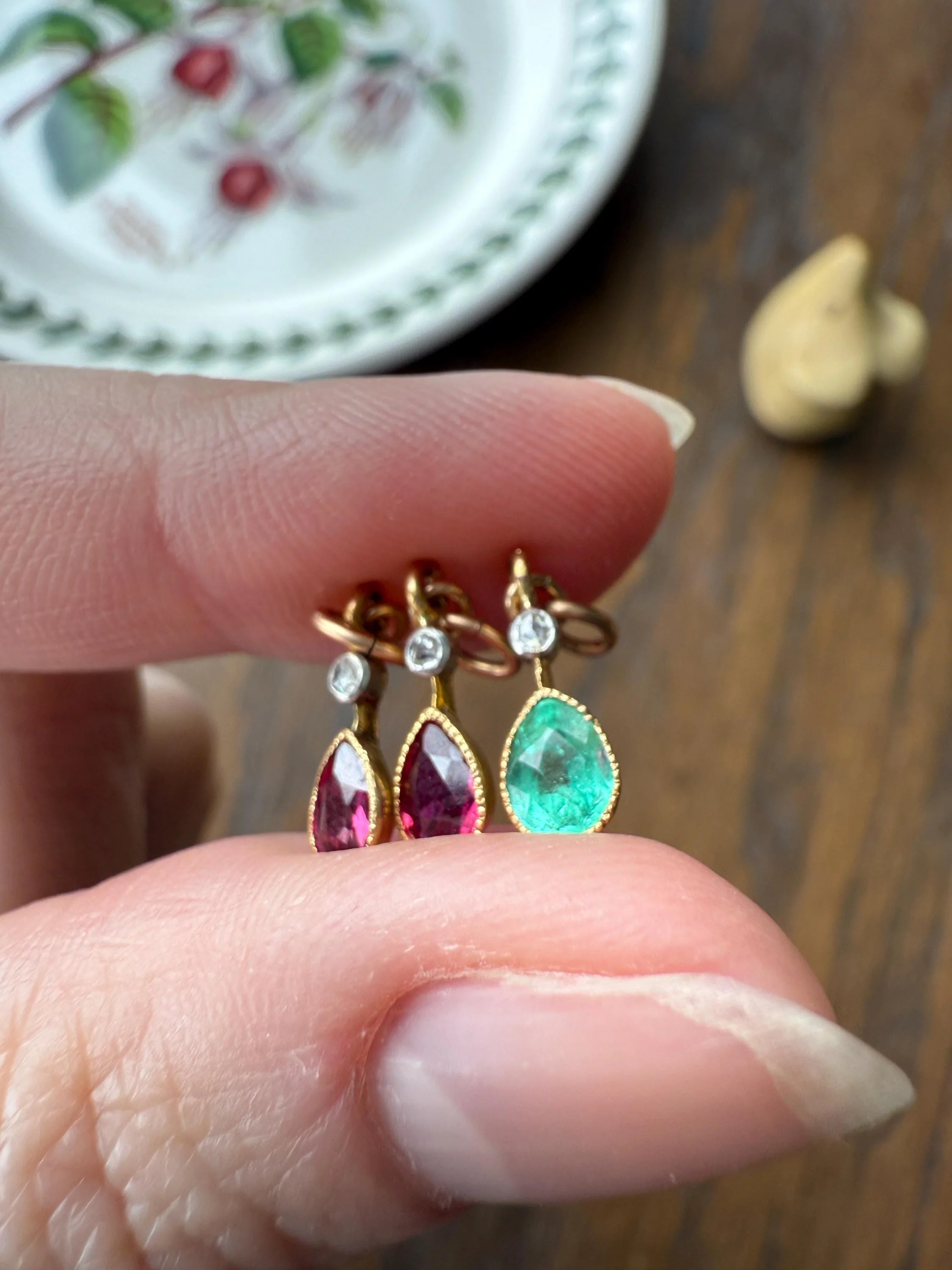 One Teardrop EMERALD VICTORIAN Antique Rose Cut DIAMOND Dangle Pendant Charm 18k Gold French Belle Epoque Pear 3 Avail - Image 7
