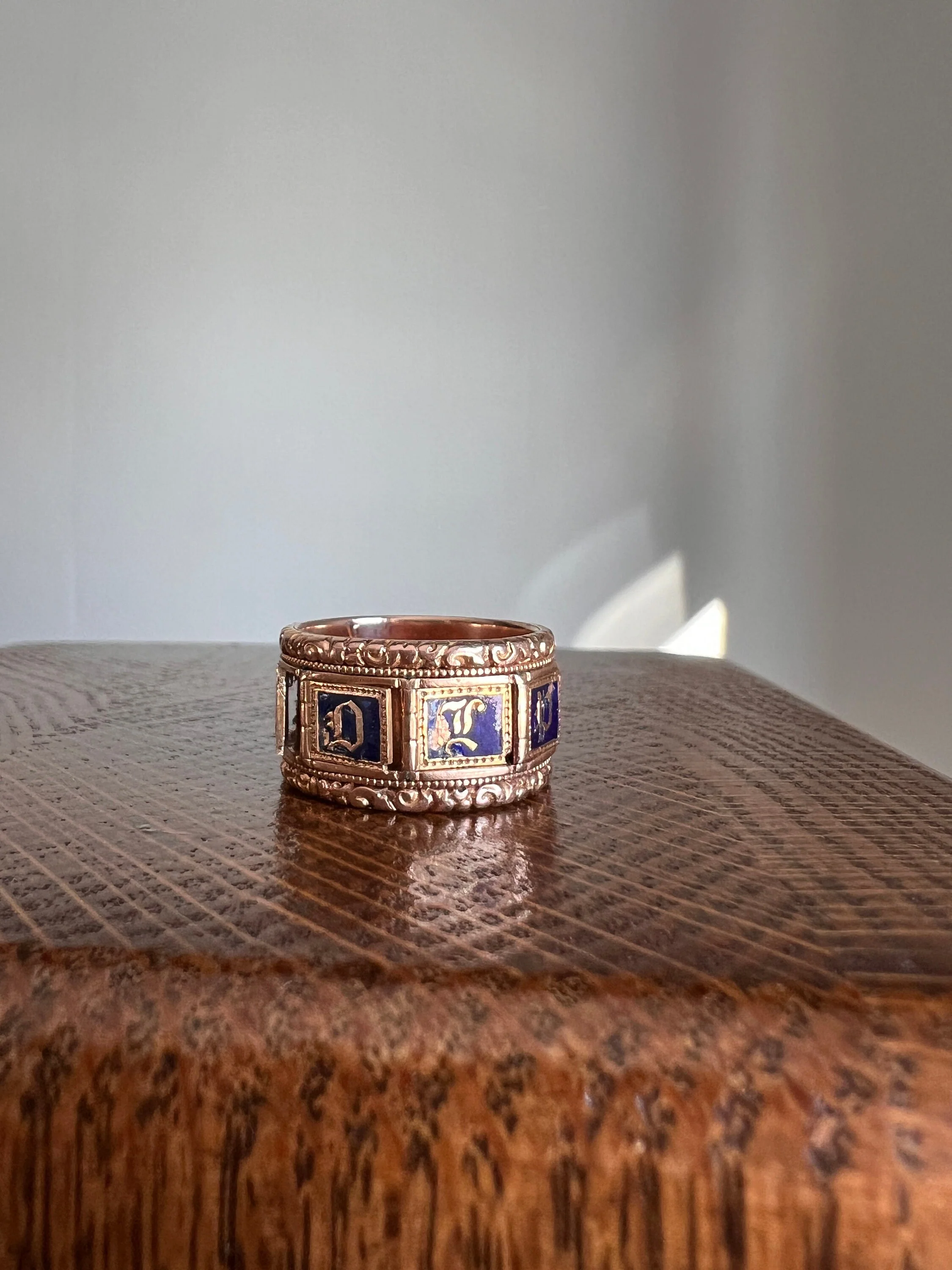 OPENING Panels GEORGIAN Antique Ring Heavy 9.2g 18k Gold Wide Band RARE Multi Colorful Enamel - Image 7